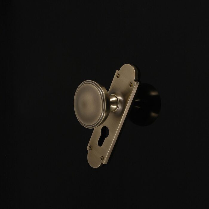 Constable Round Door Knob - Image 316
