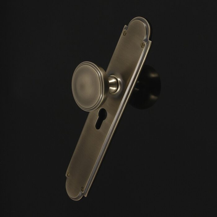 Constable Round Door Knob - Image 375