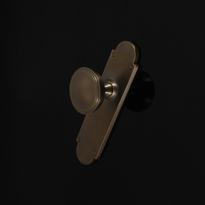 Constable Round Door Knob - Image 393