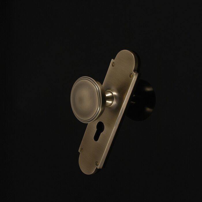 Constable Round Door Knob - Image 425