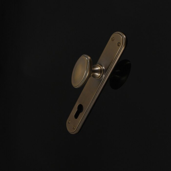 Princess Oval Door Knob - Image 365