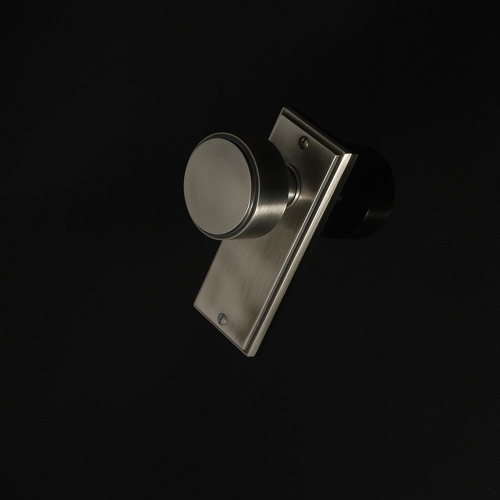 Compton Door Knob on Plate - Image 3
