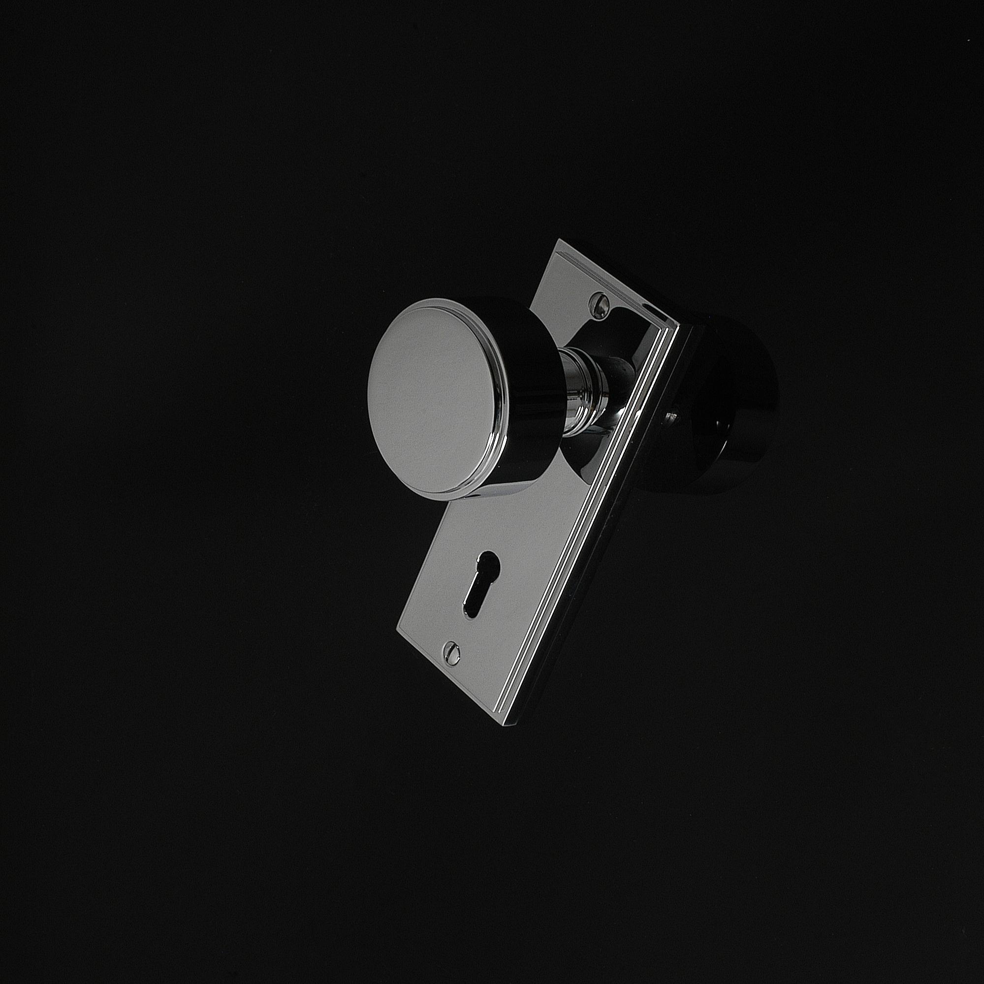 Compton Door Knob on Plate - Image 16