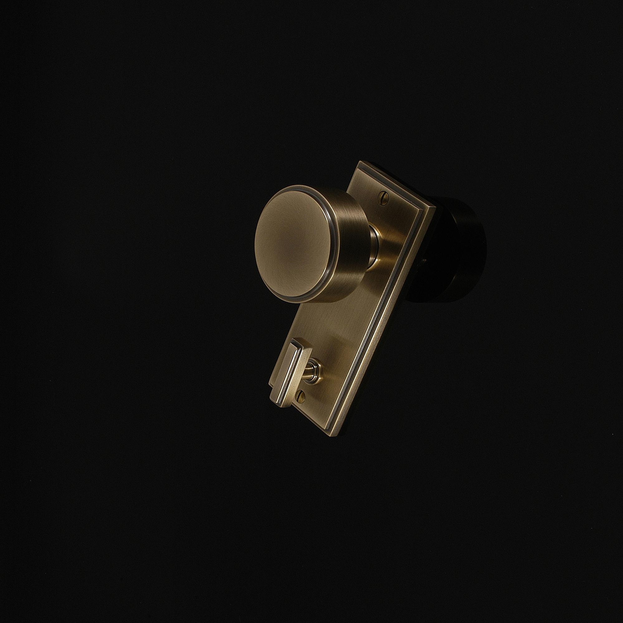 Compton Door Knob on Plate - Image 67