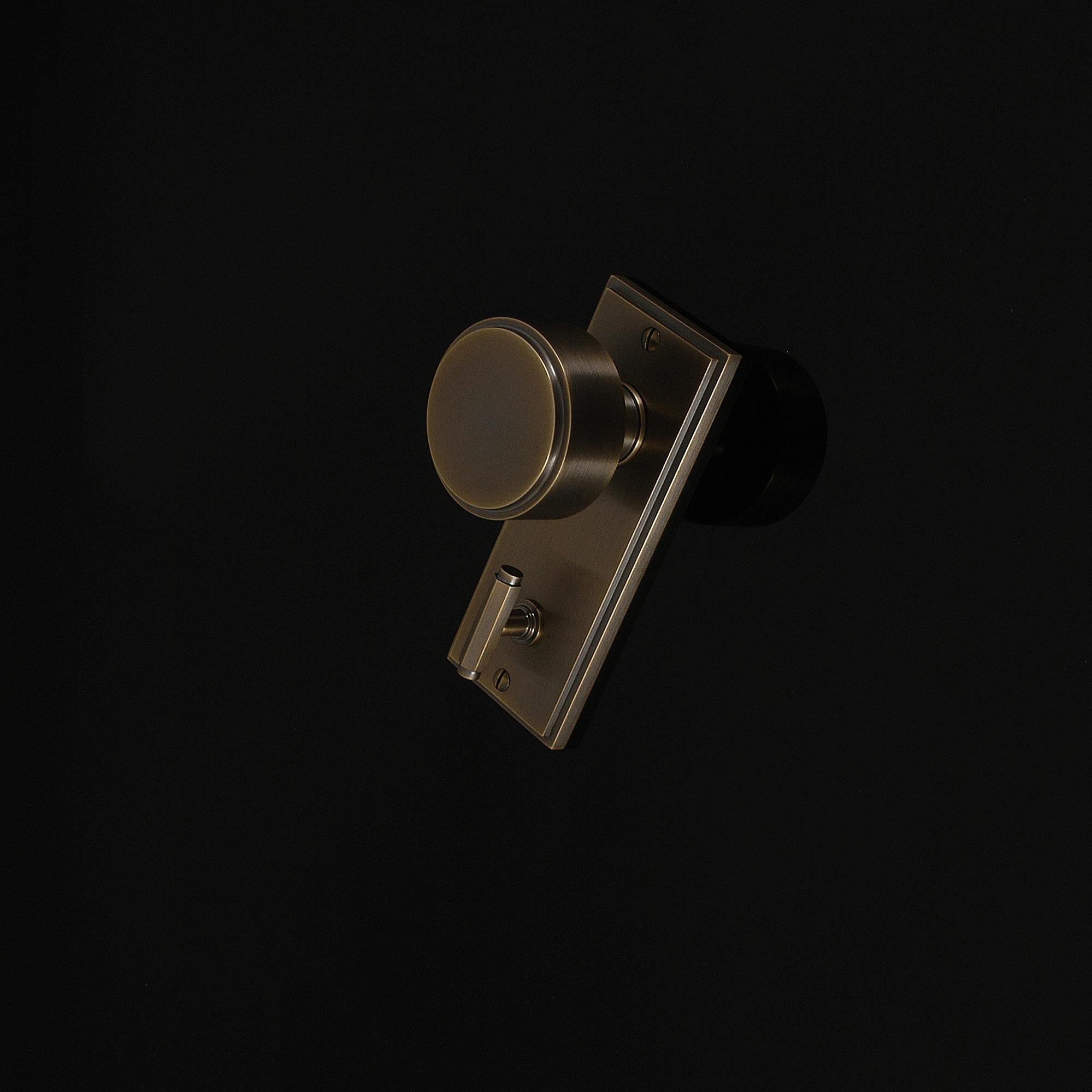 Compton Door Knob on Plate - Image 77