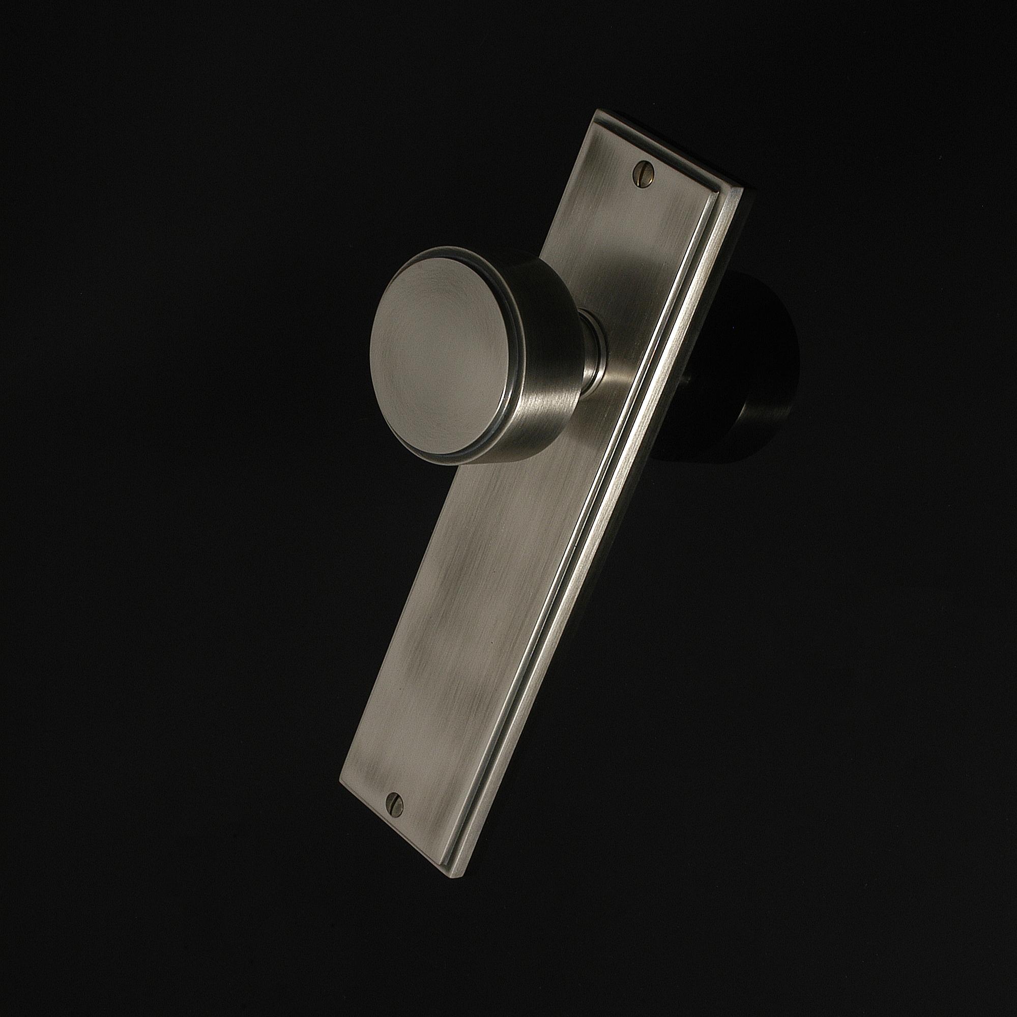 Compton Door Knob on Plate - Image 84