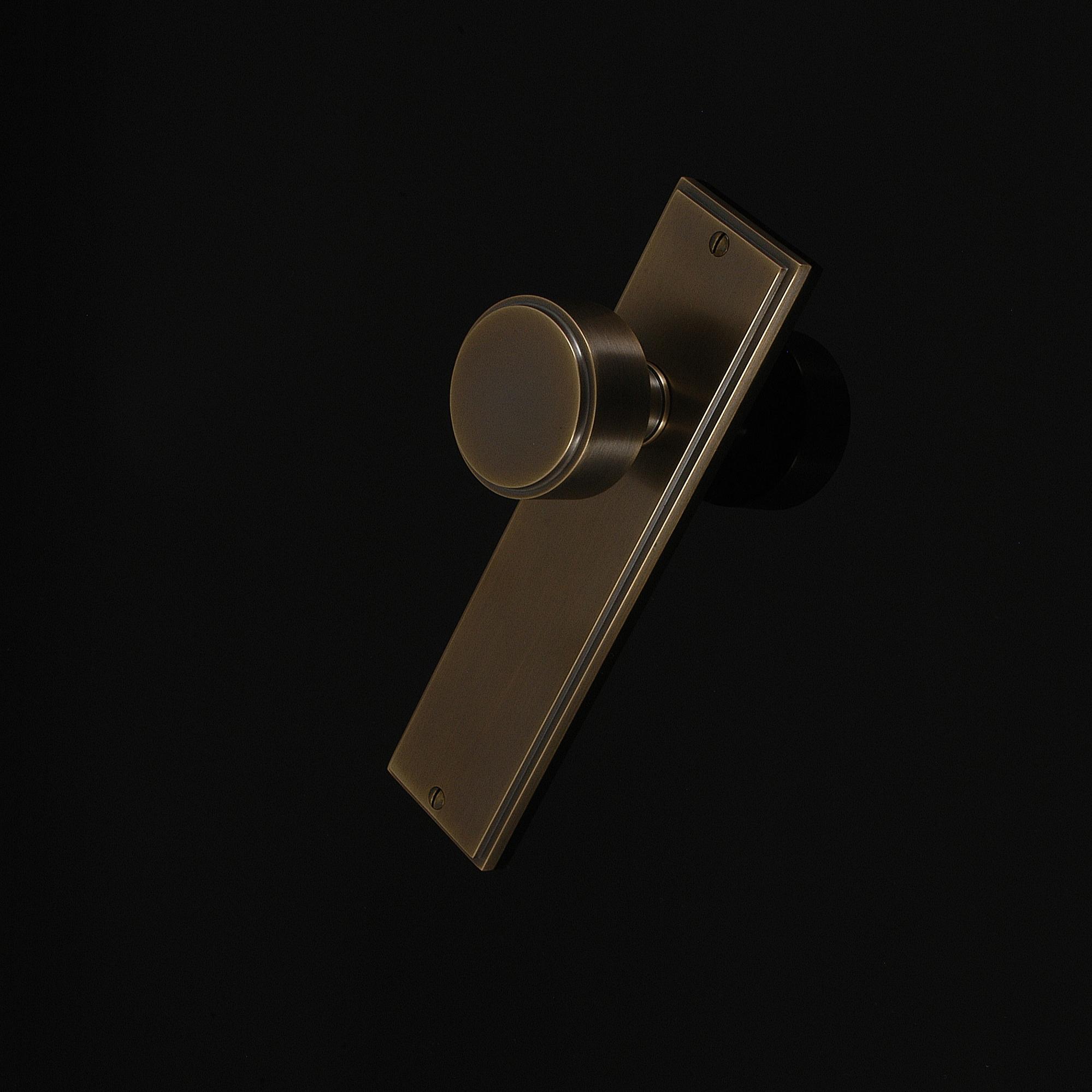 Compton Door Knob on Plate - Image 86