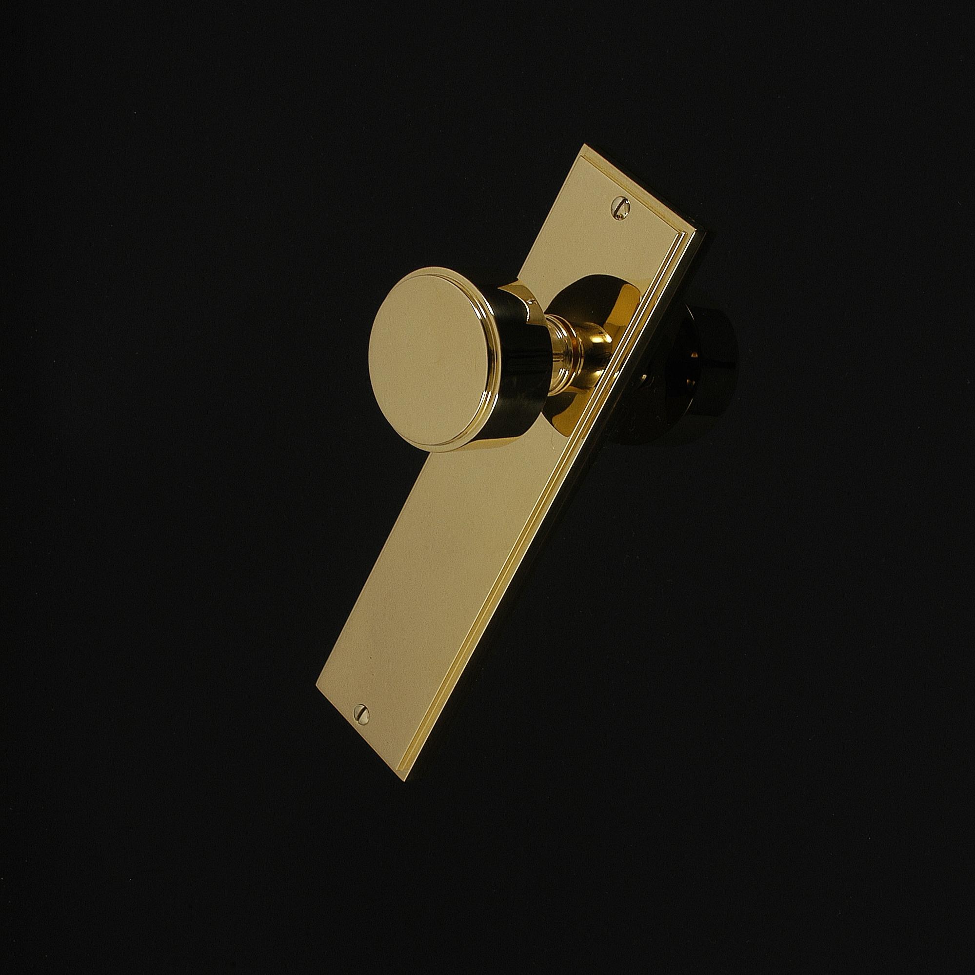 Compton Door Knob on Plate - Image 87