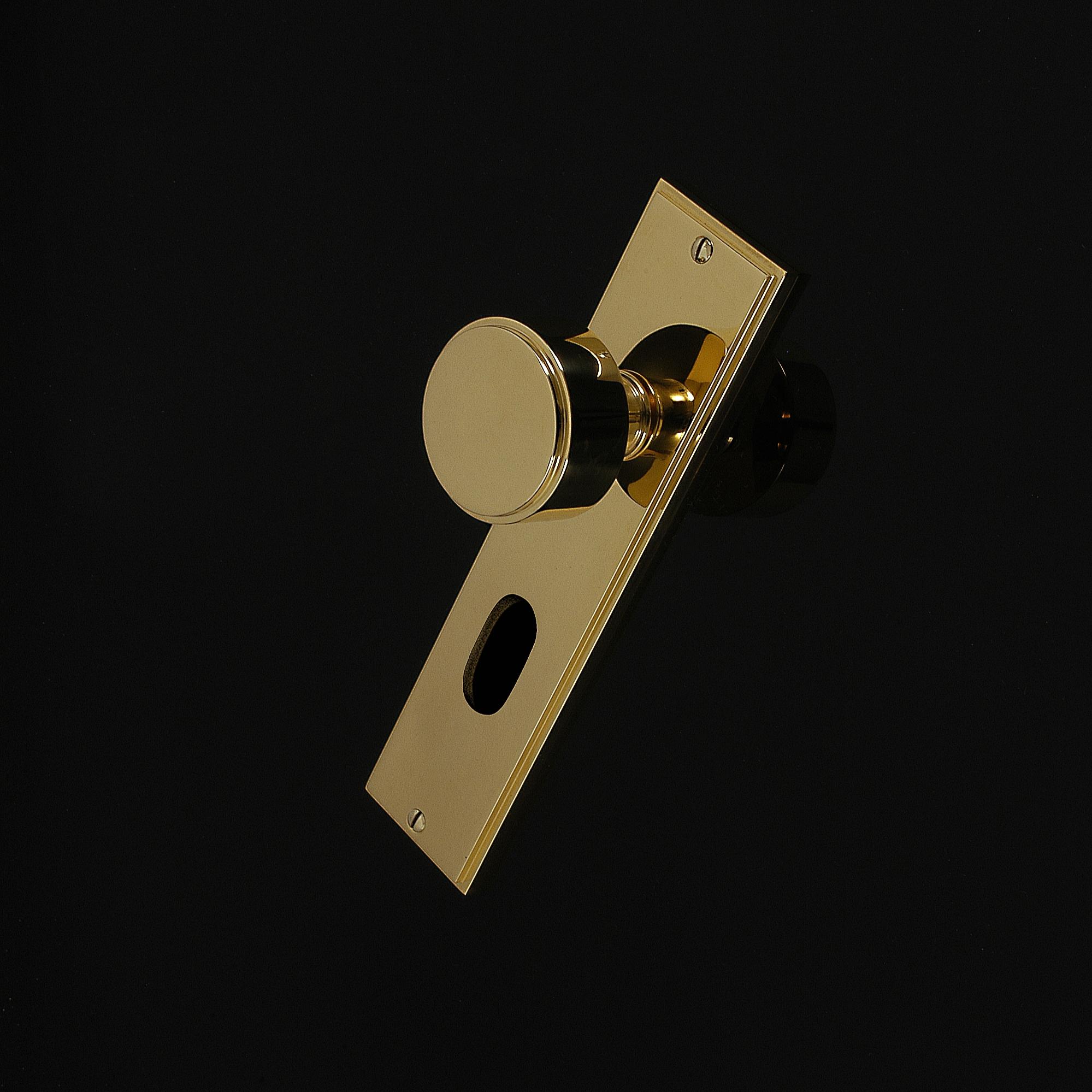 Compton Door Knob on Plate - Image 105