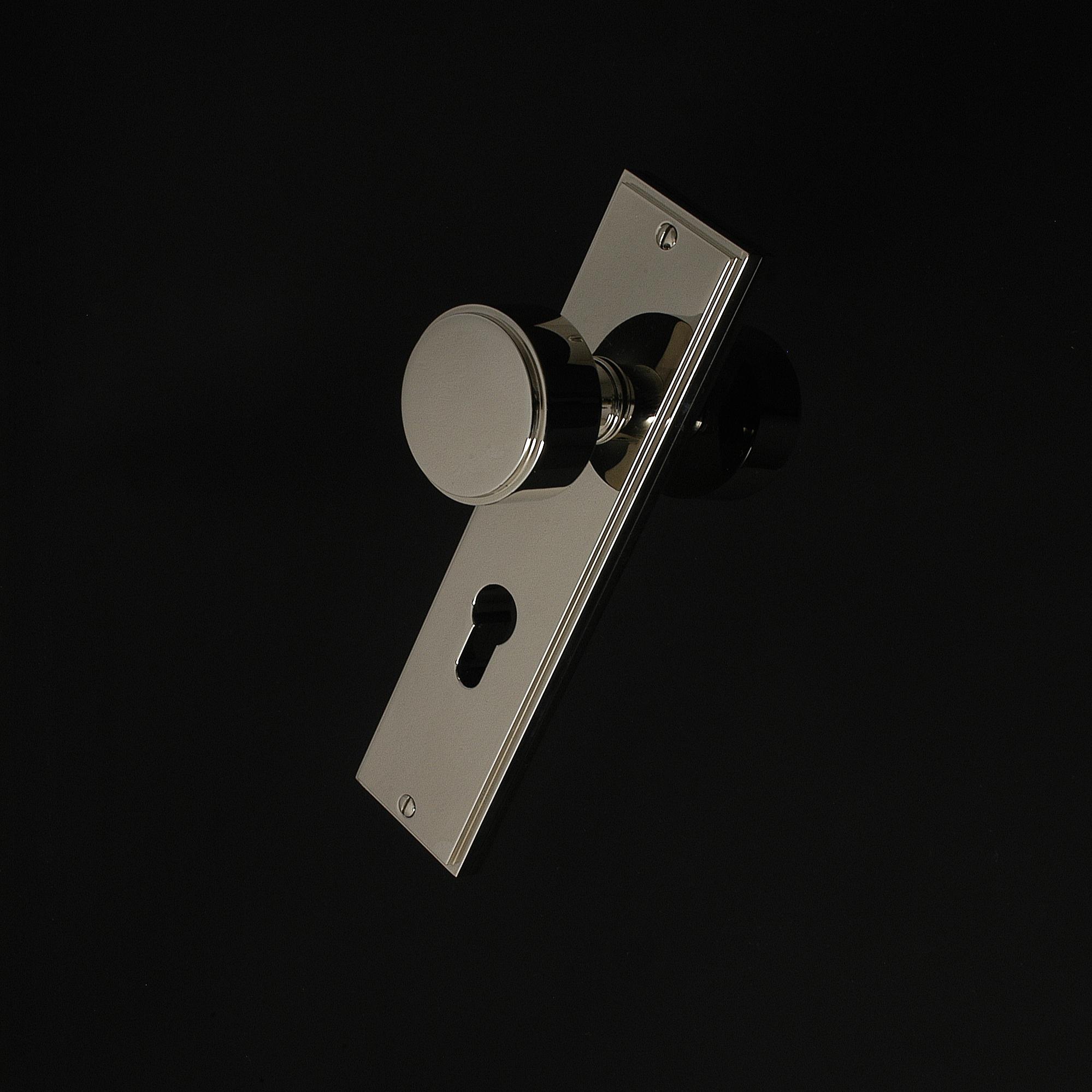 Compton Door Knob on Plate - Image 116