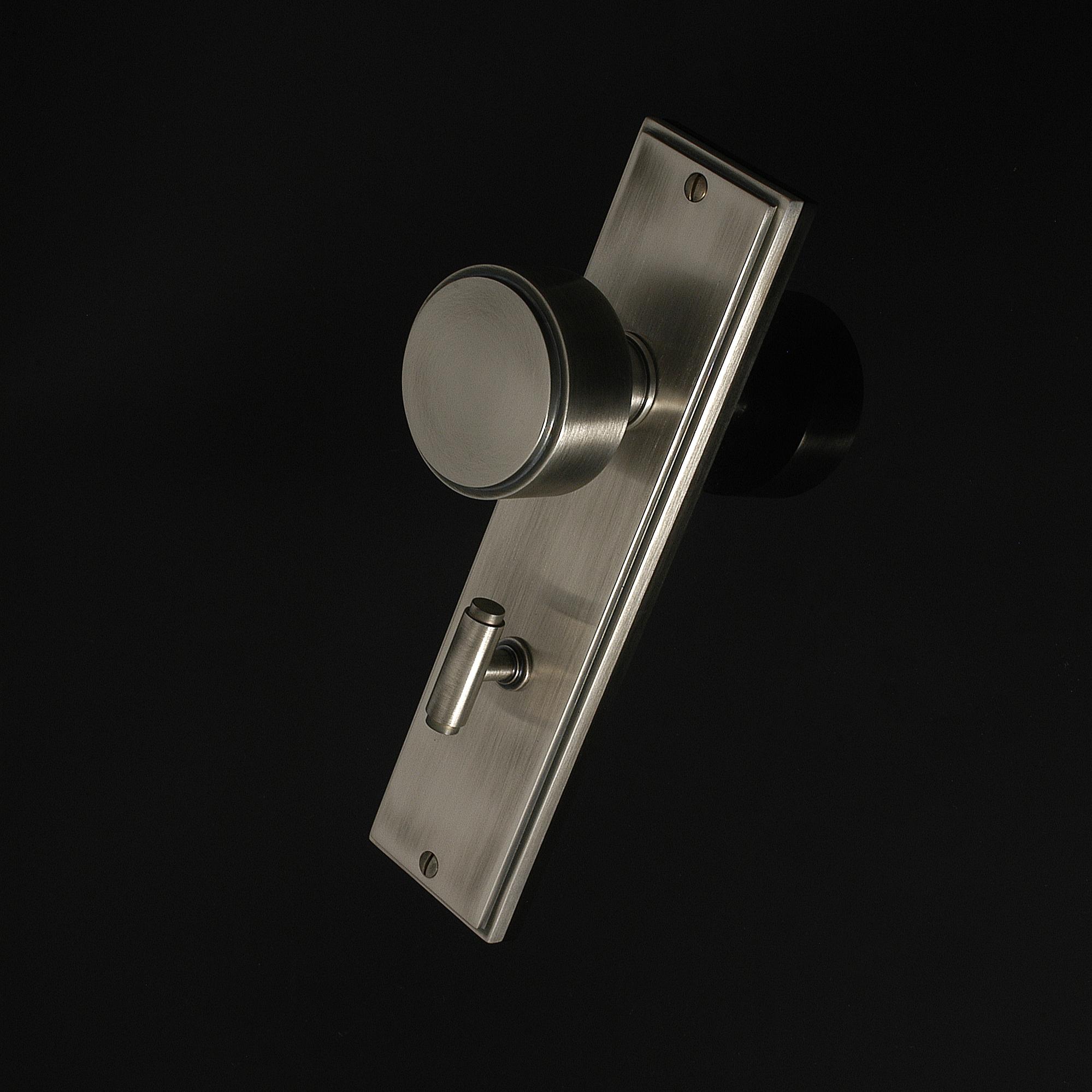 Compton Door Knob on Plate - Image 120