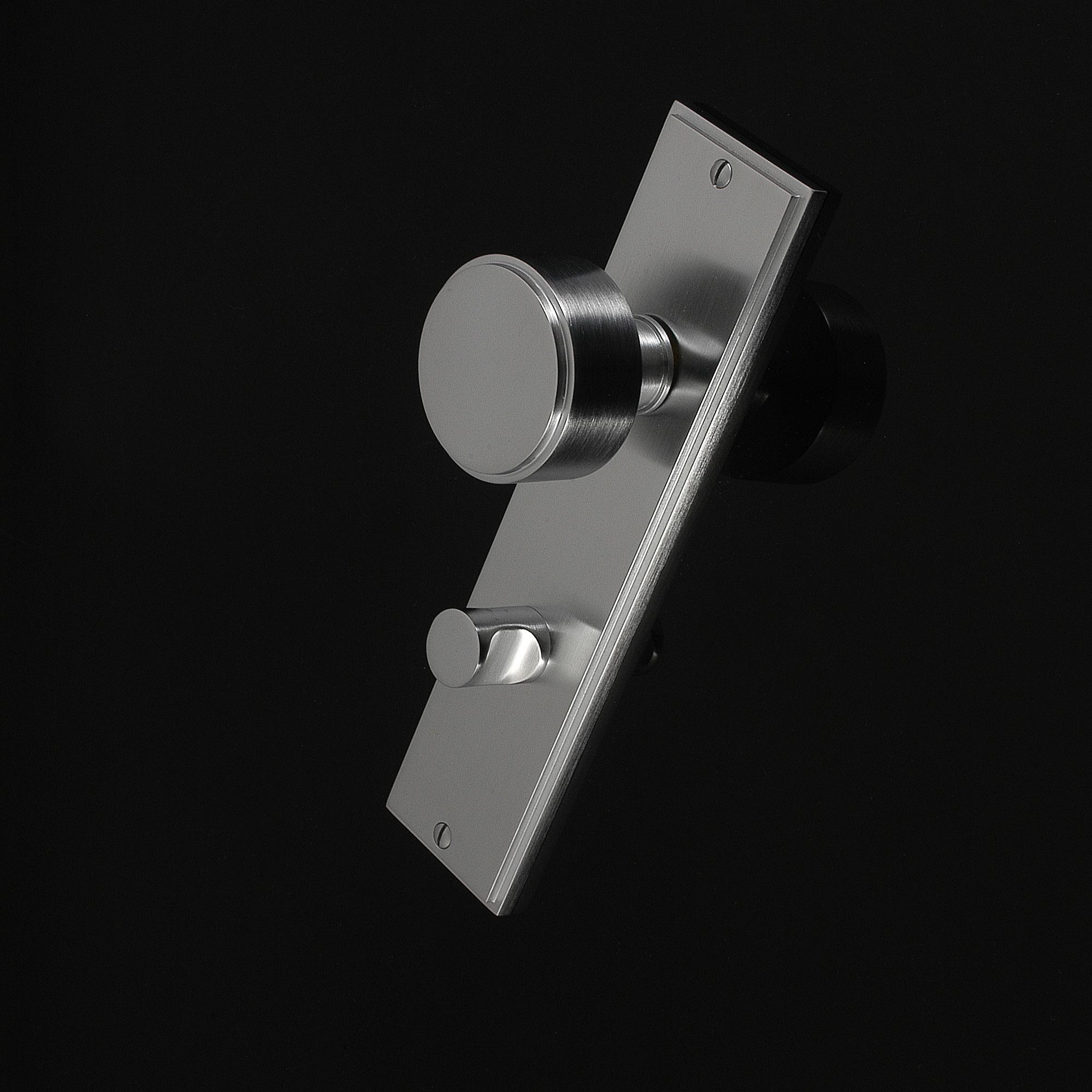 Compton Door Knob on Plate - Image 136