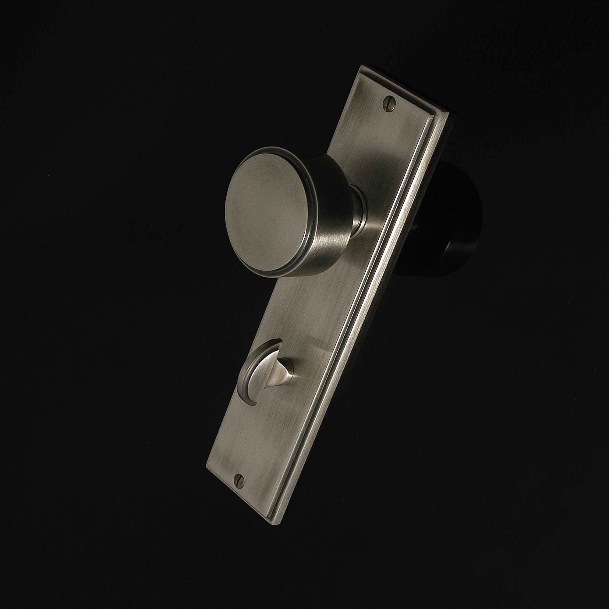 Compton Door Knob on Plate - Image 138