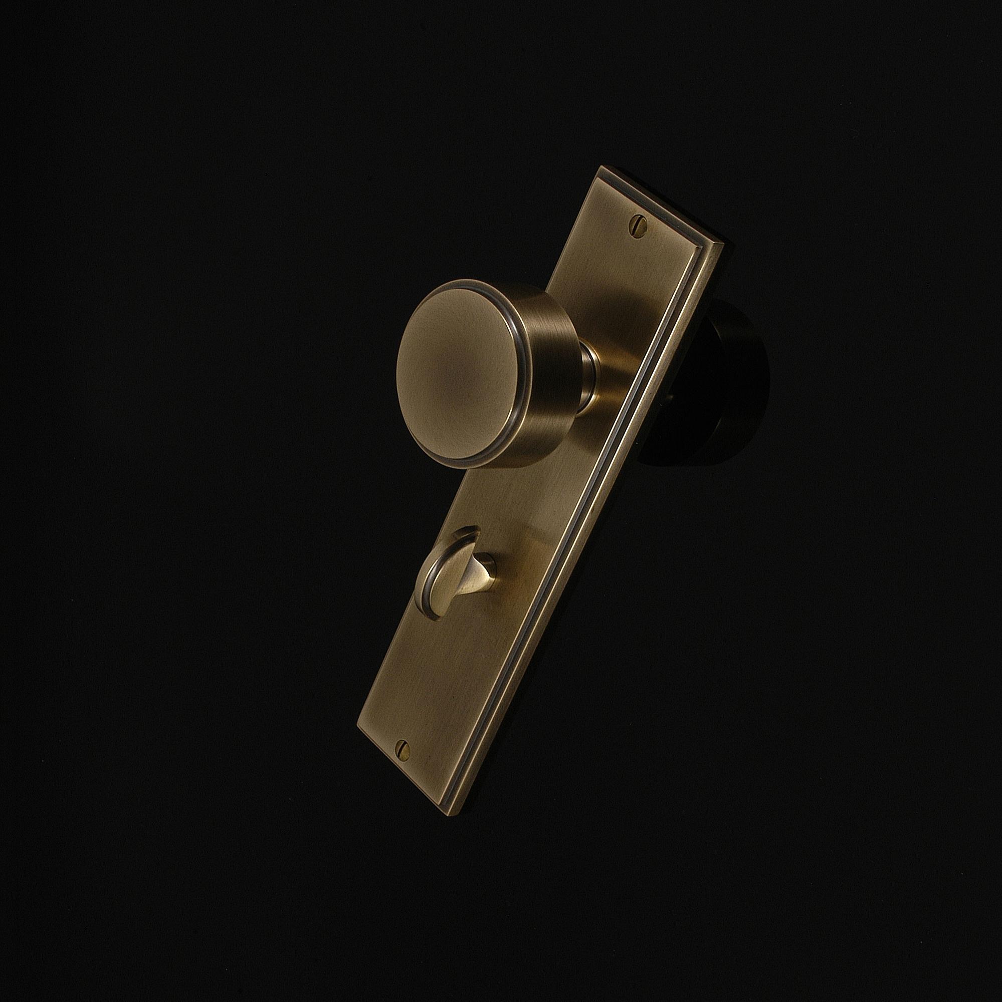 Compton Door Knob on Plate - Image 139