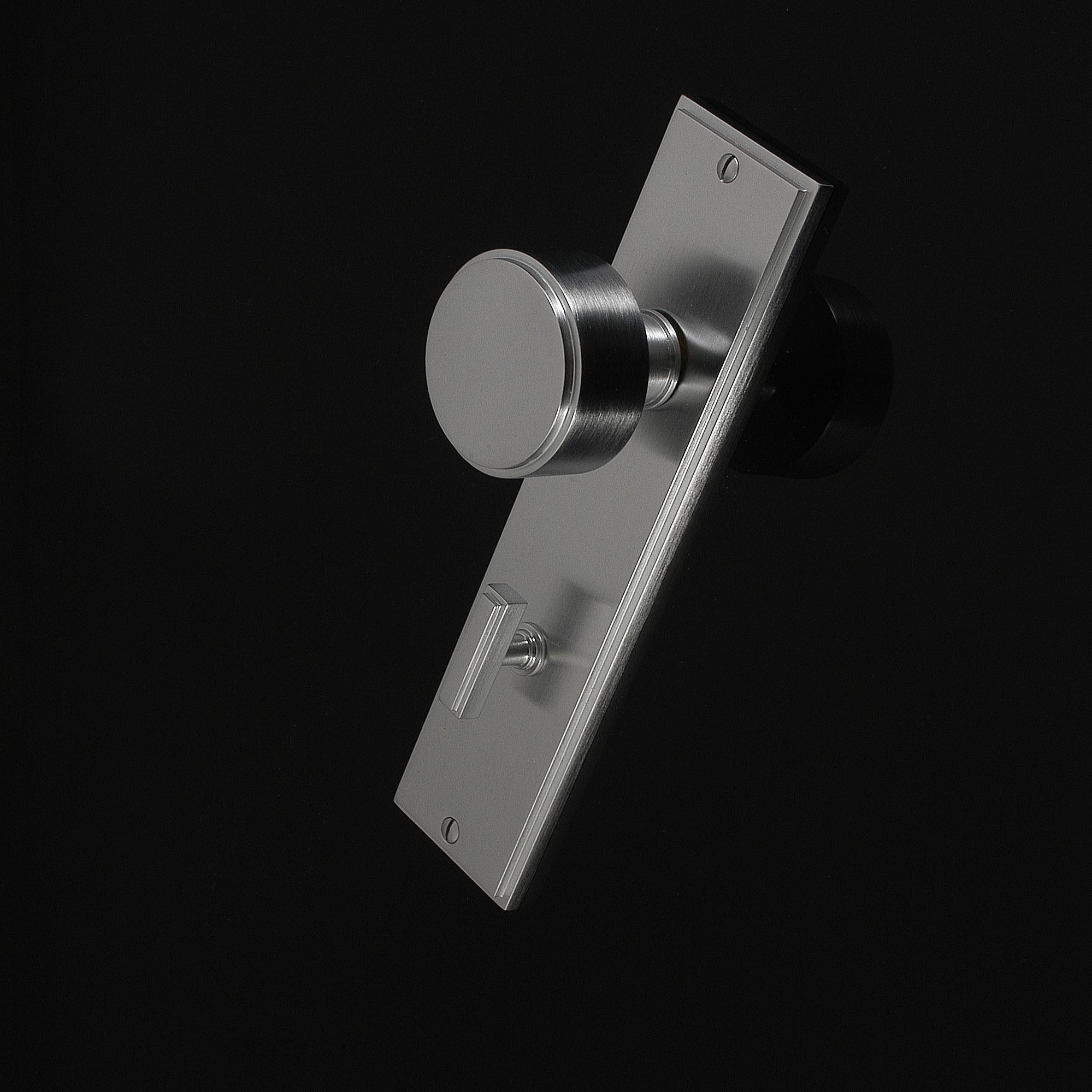 Compton Door Knob on Plate - Image 154