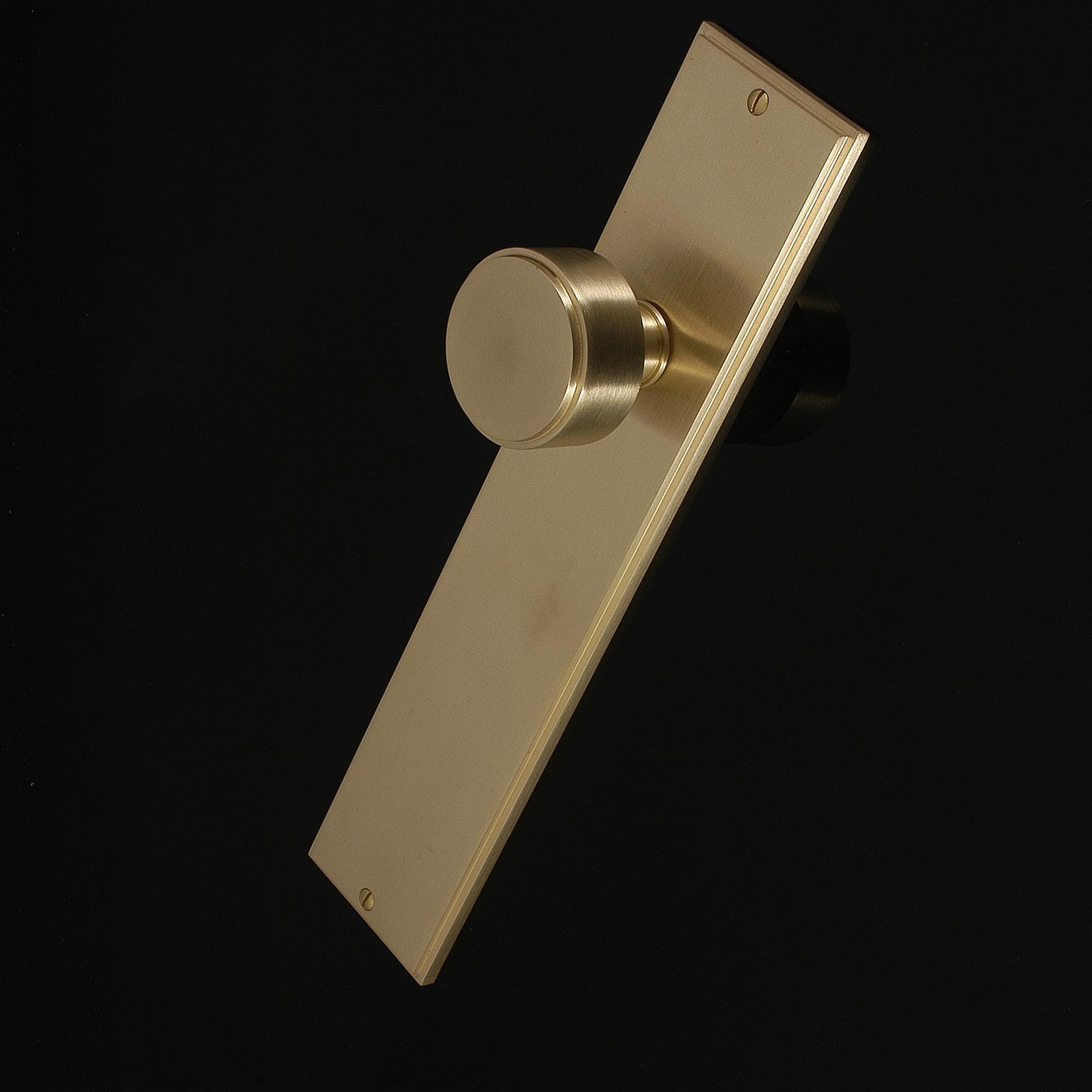 Compton Door Knob on Plate - Image 171