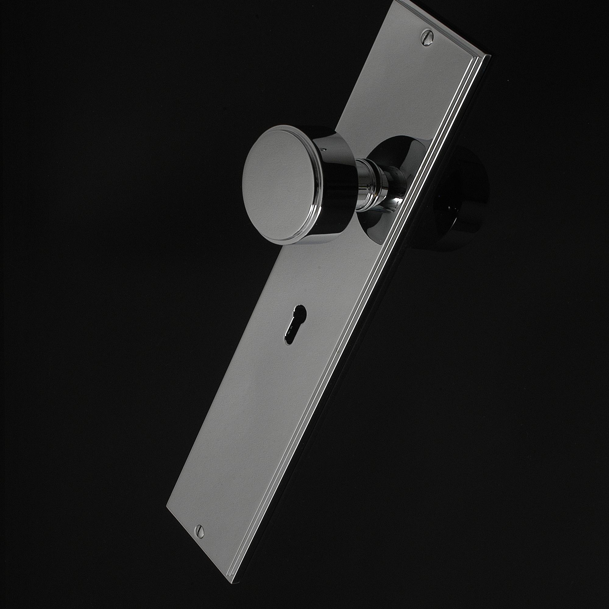 Compton Door Knob on Plate - Image 178
