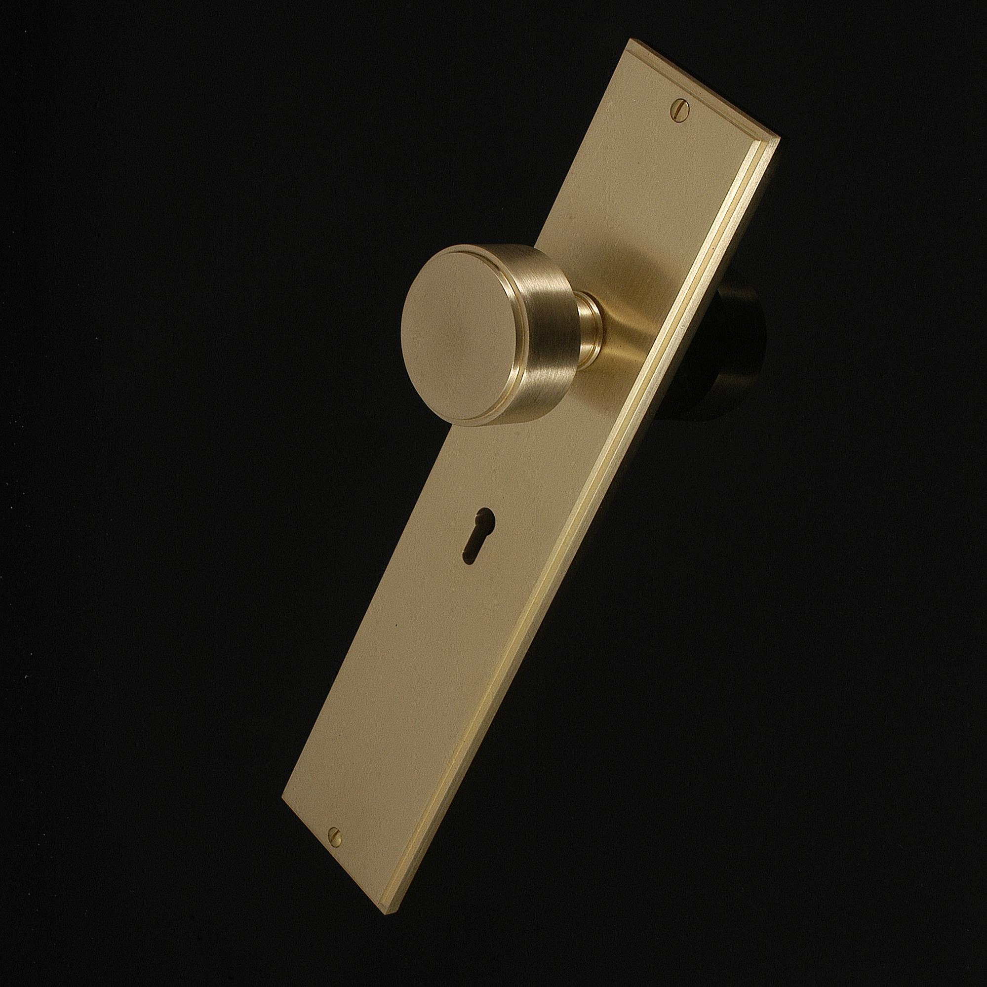 Compton Door Knob on Plate - Image 180