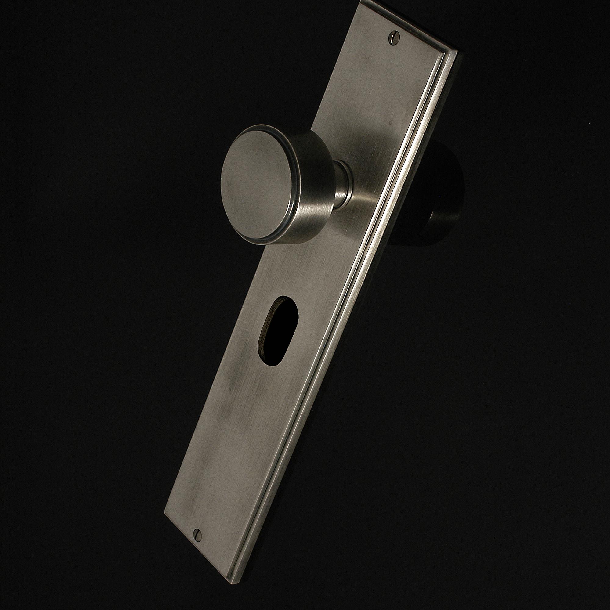 Compton Door Knob on Plate - Image 183