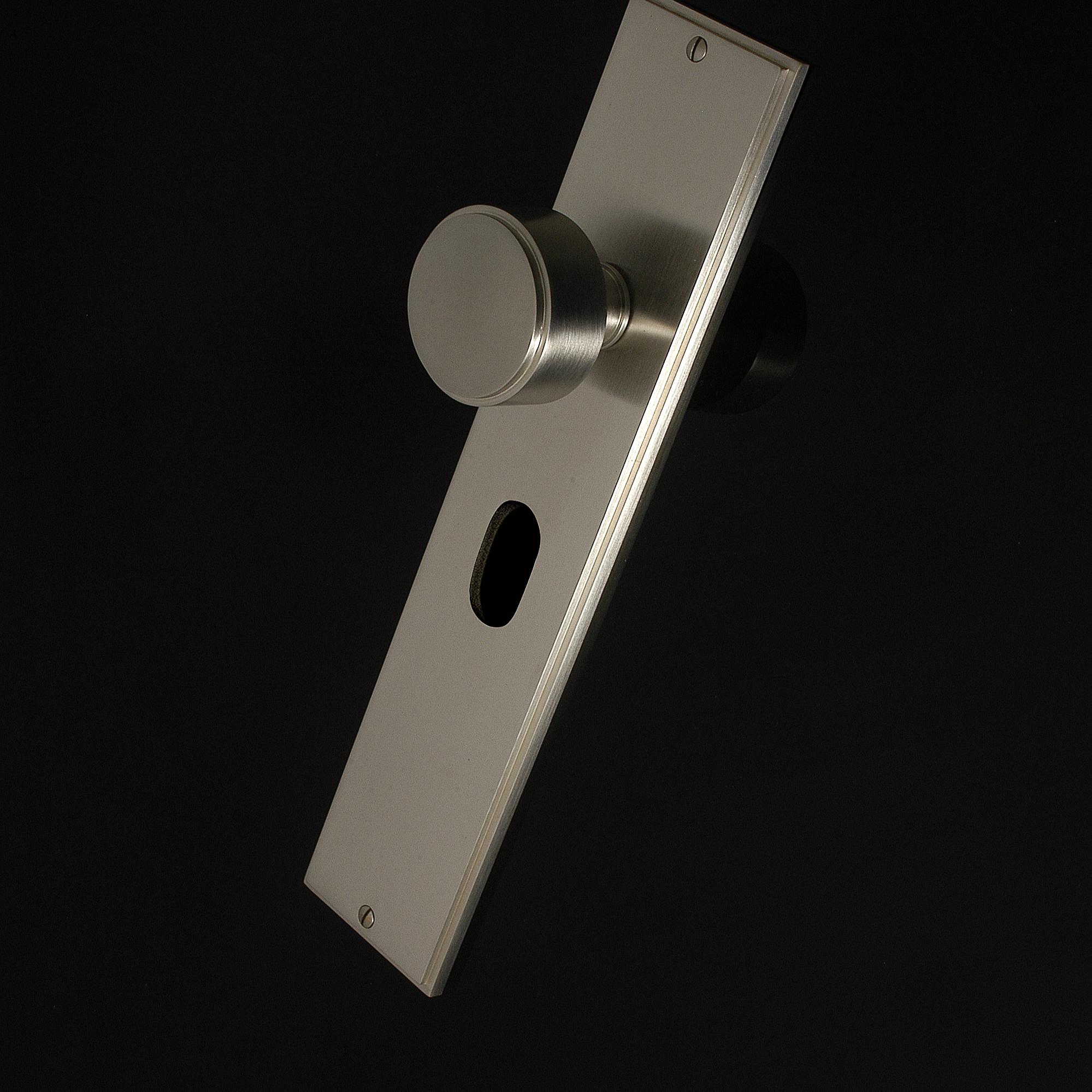 Compton Door Knob on Plate - Image 191