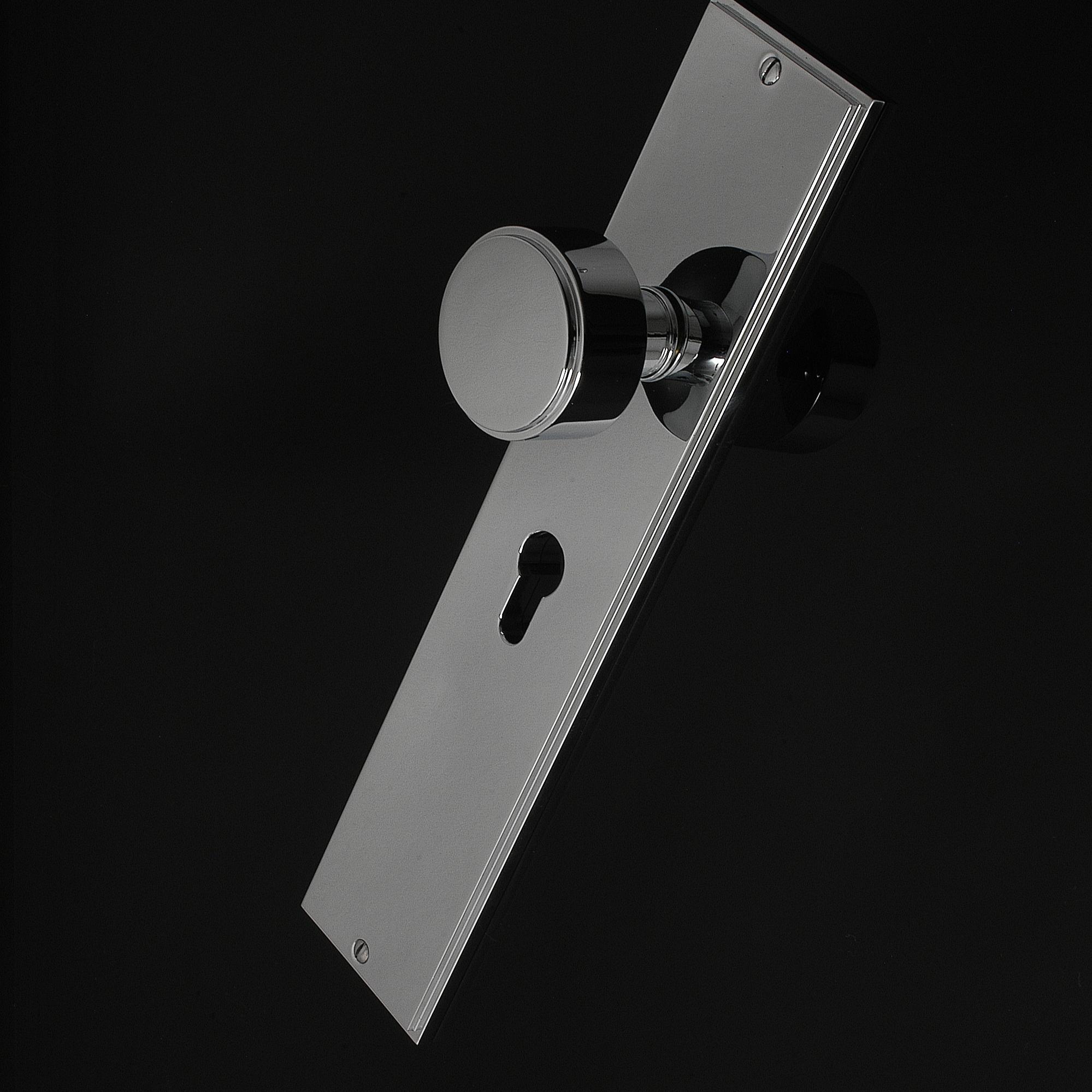 Compton Door Knob on Plate - Image 196