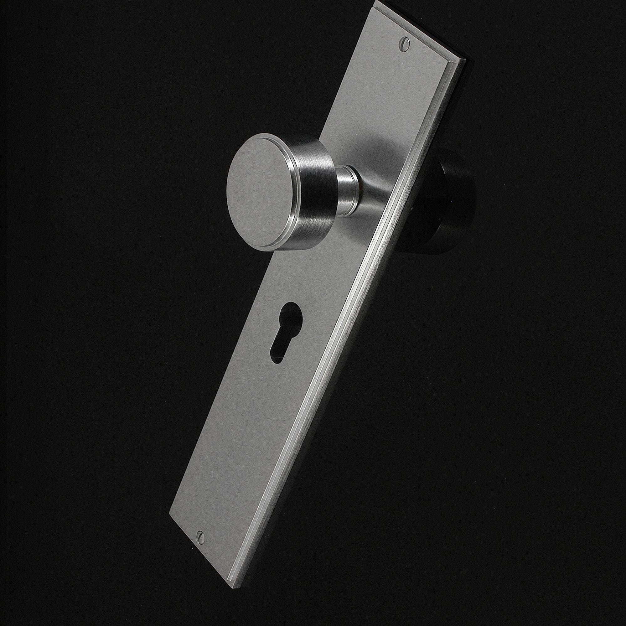 Compton Door Knob on Plate - Image 199