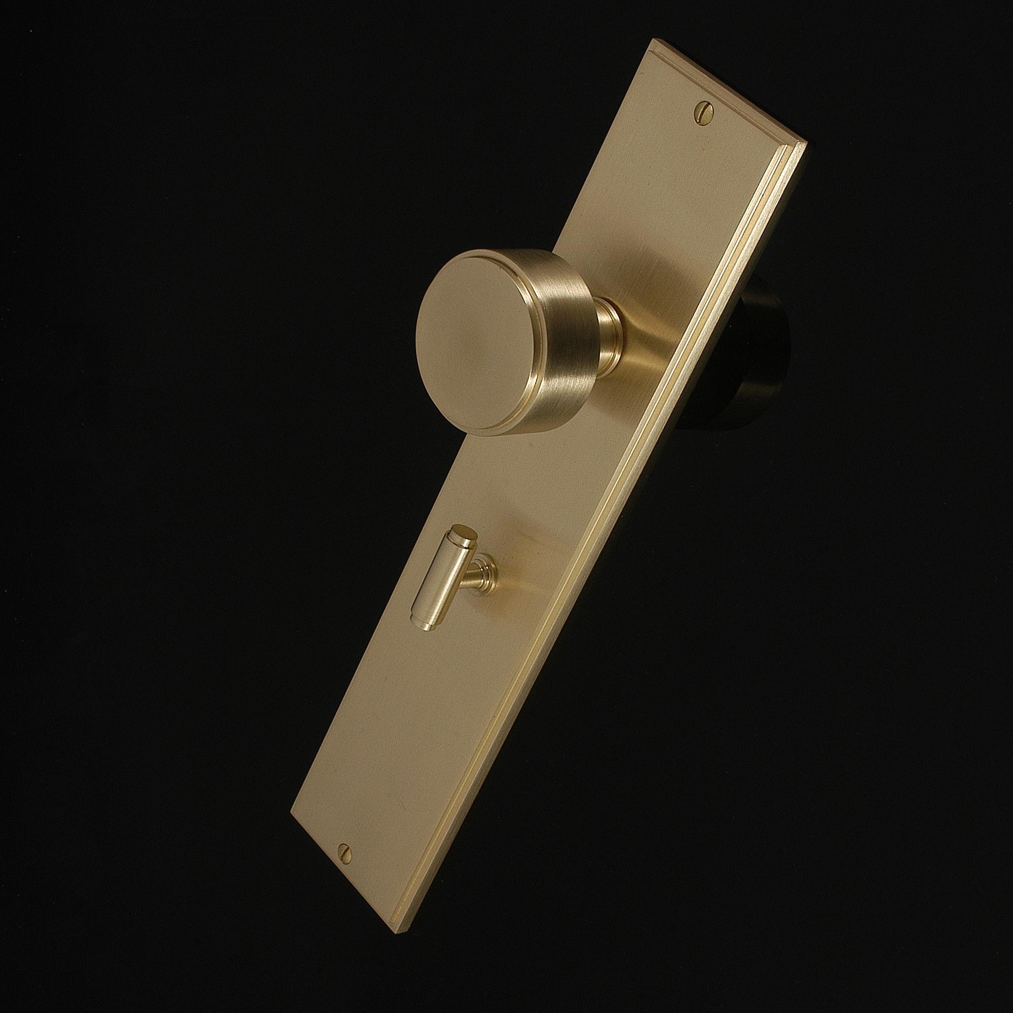 Compton Door Knob on Plate - Image 207