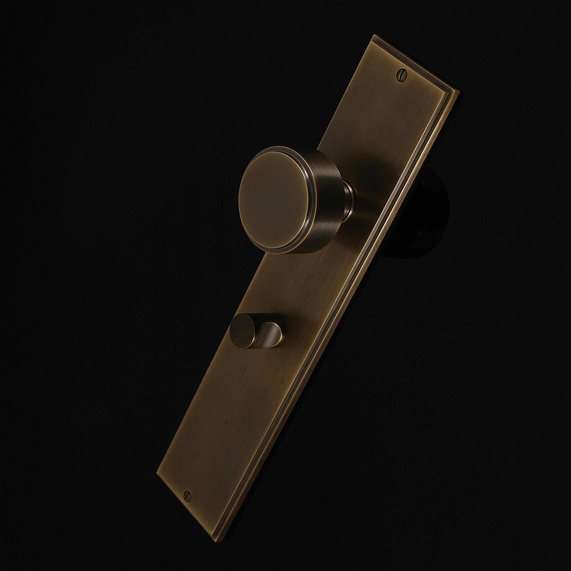Compton Door Knob on Plate - Image 212