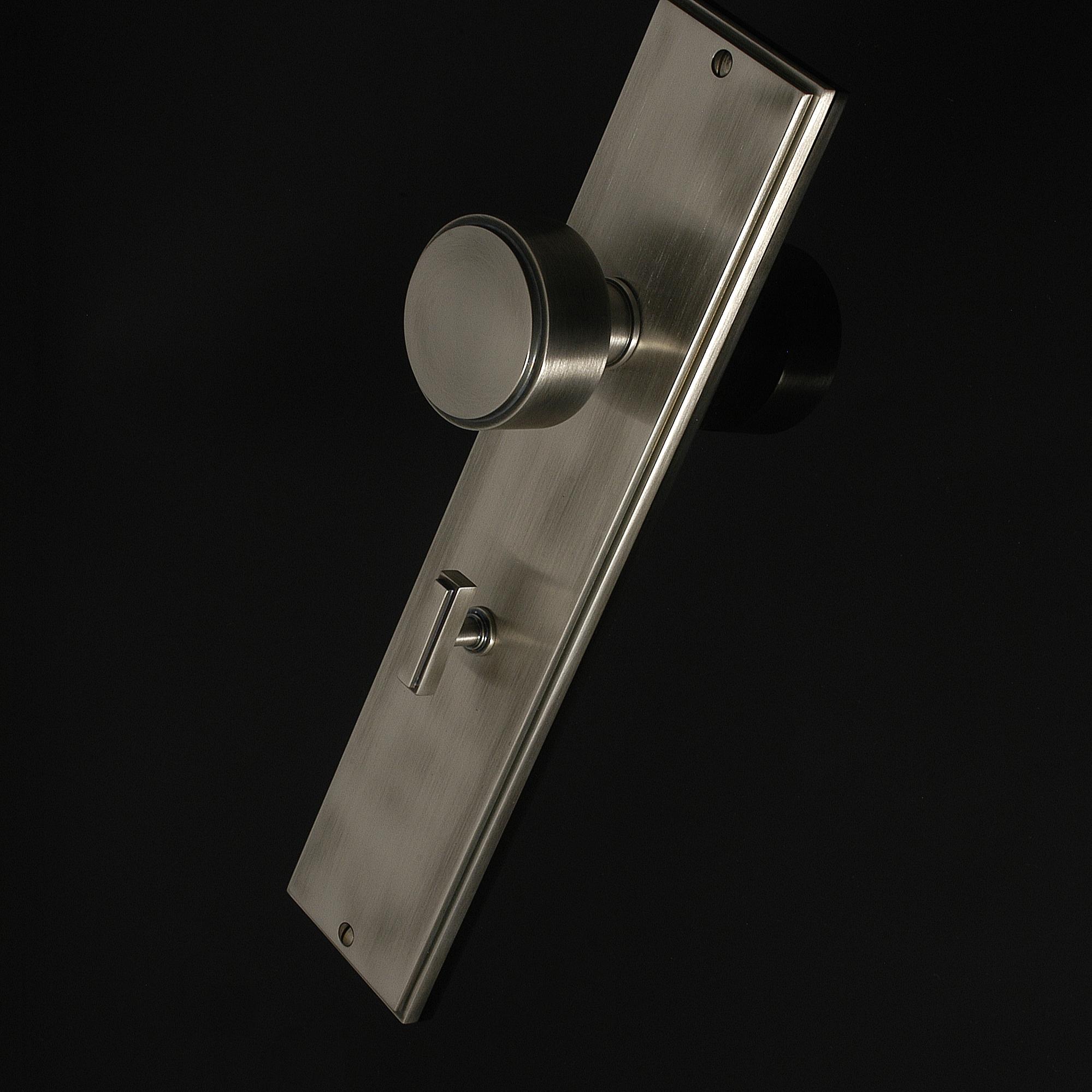 Compton Door Knob on Plate - Image 228