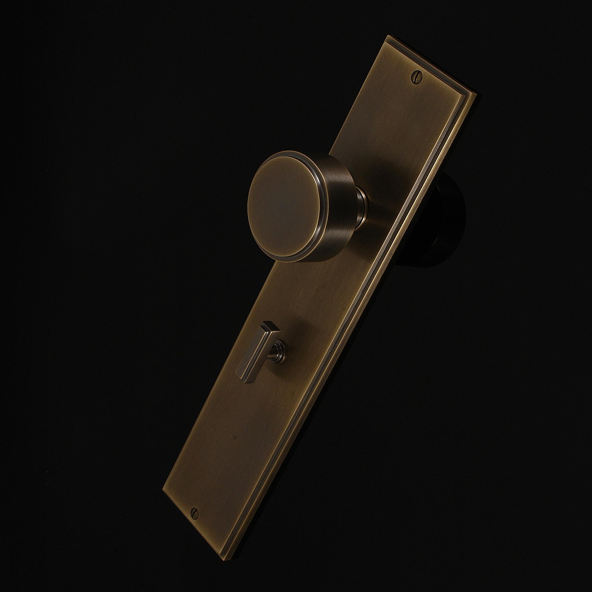Compton Door Knob on Plate - Image 230
