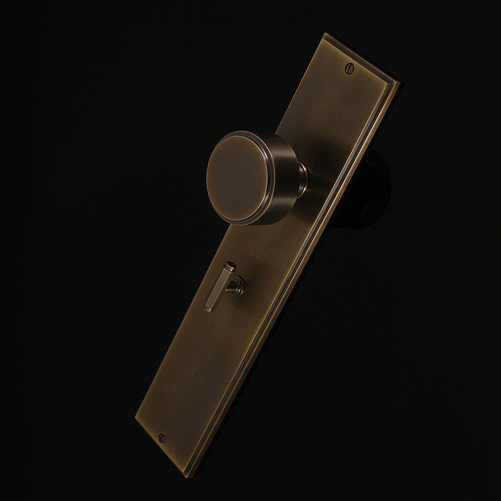 Compton Door Knob on Plate - Image 239