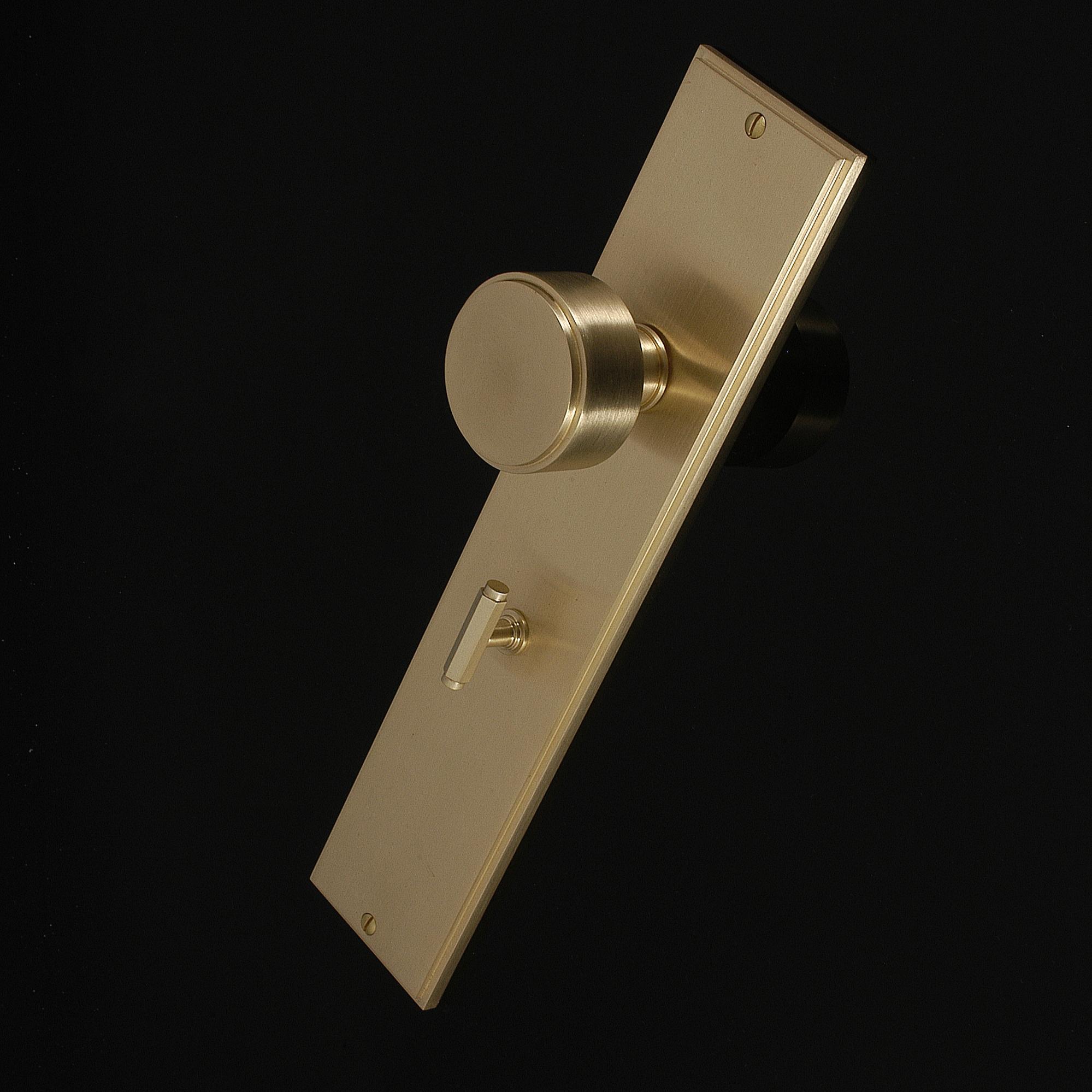 Compton Door Knob on Plate - Image 243