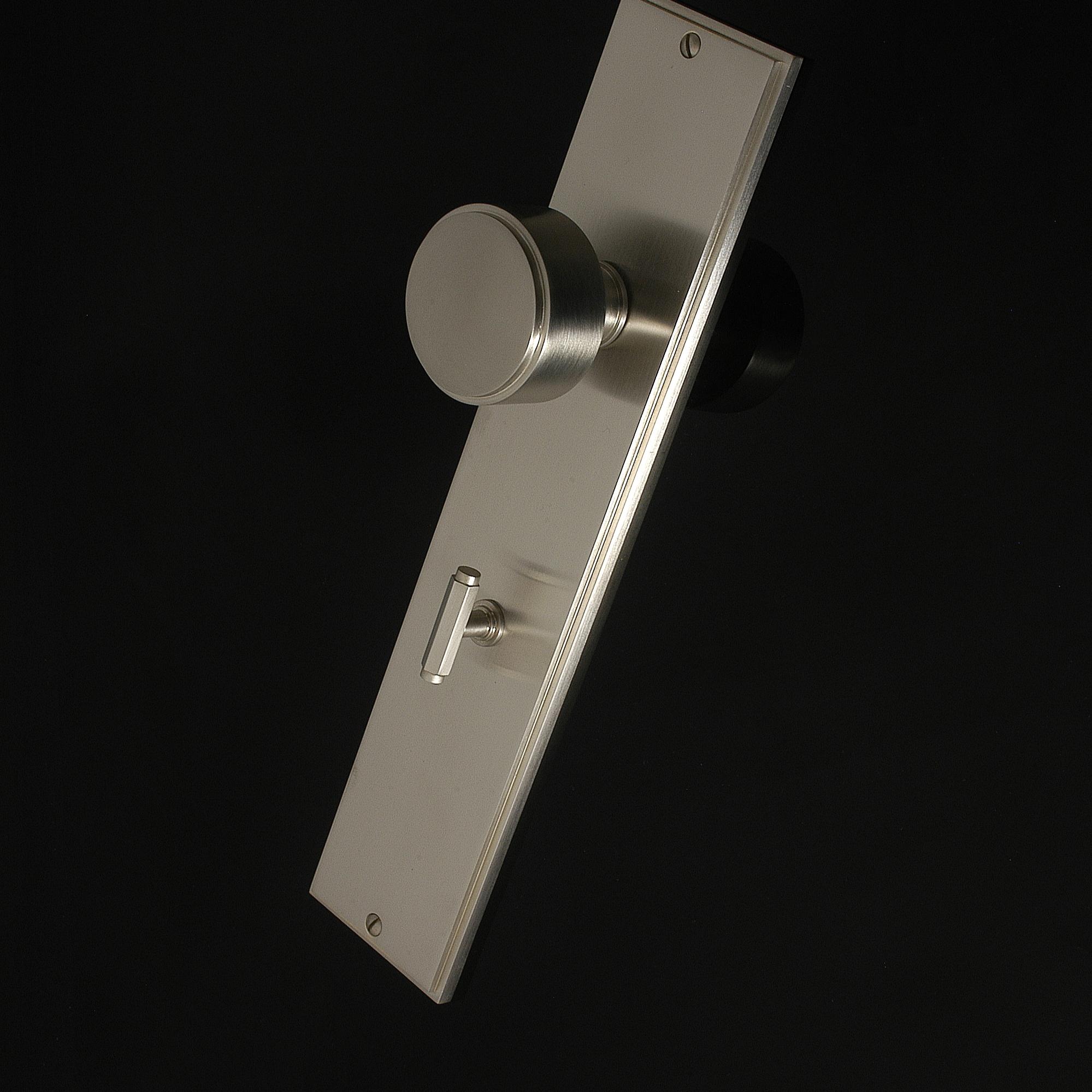 Compton Door Knob on Plate - Image 245