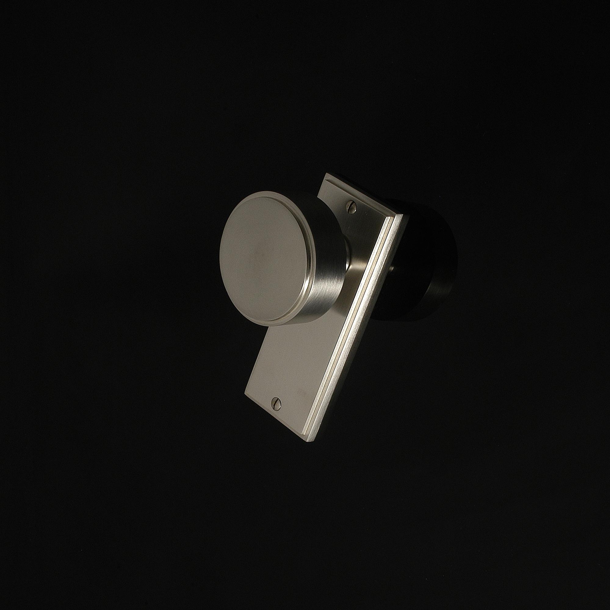 Compton Door Knob on Plate - Image 254