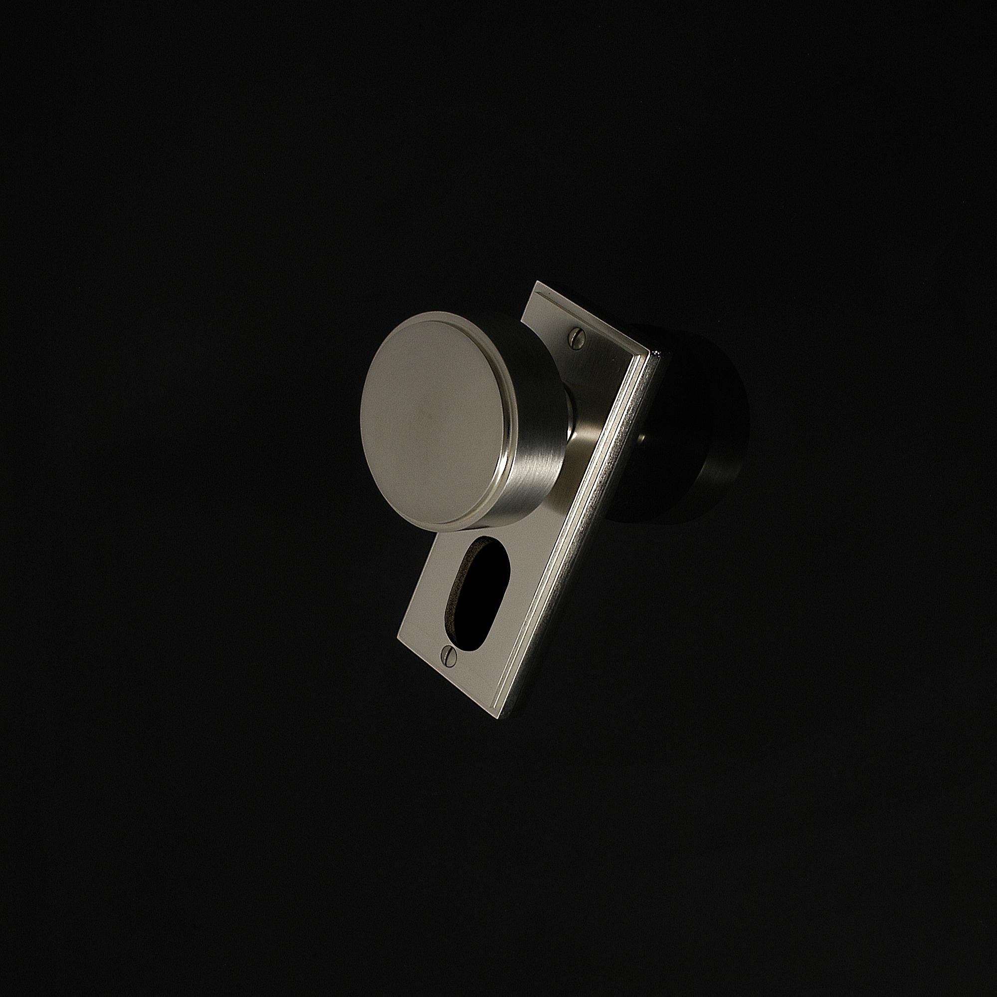 Compton Door Knob on Plate - Image 272