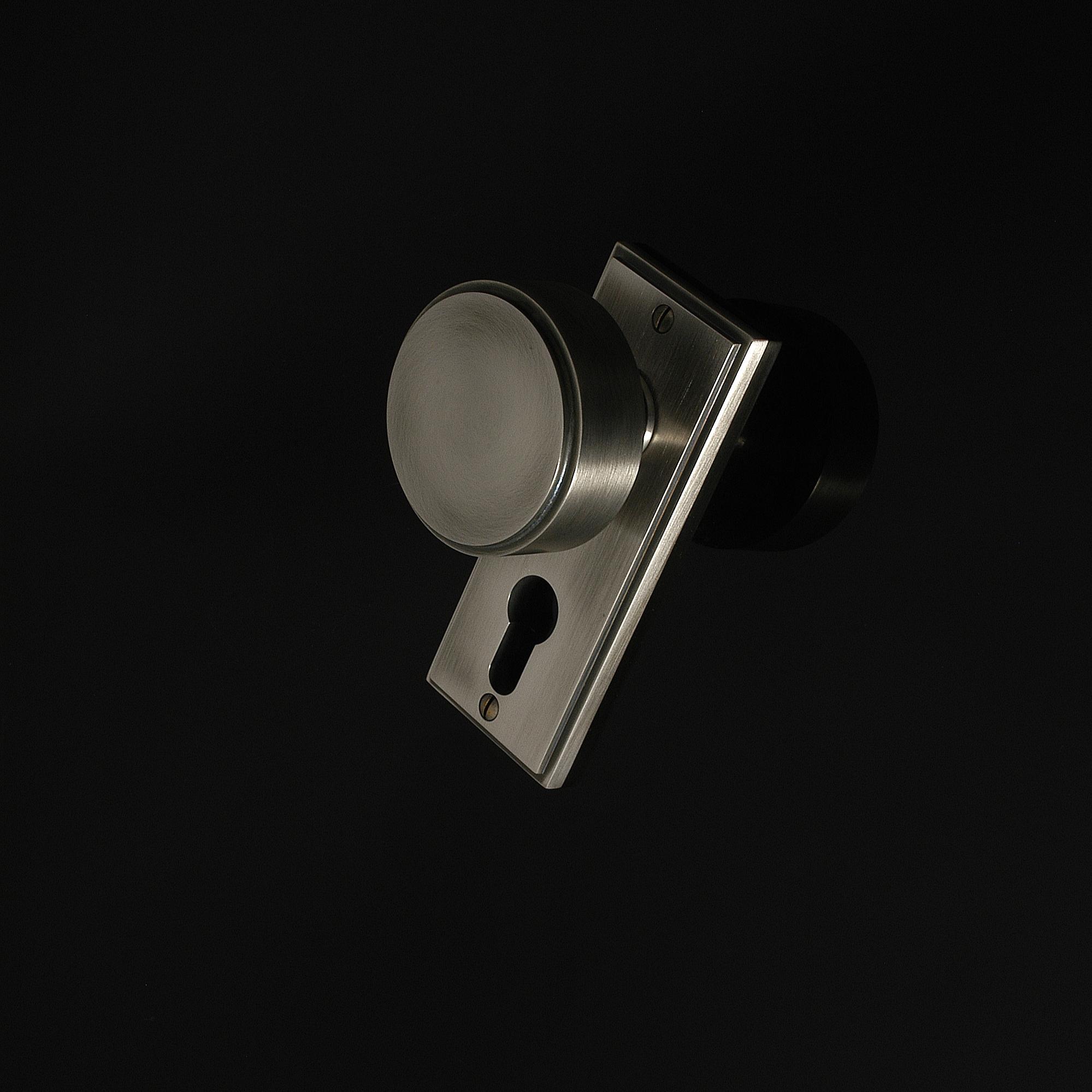 Compton Door Knob on Plate - Image 273
