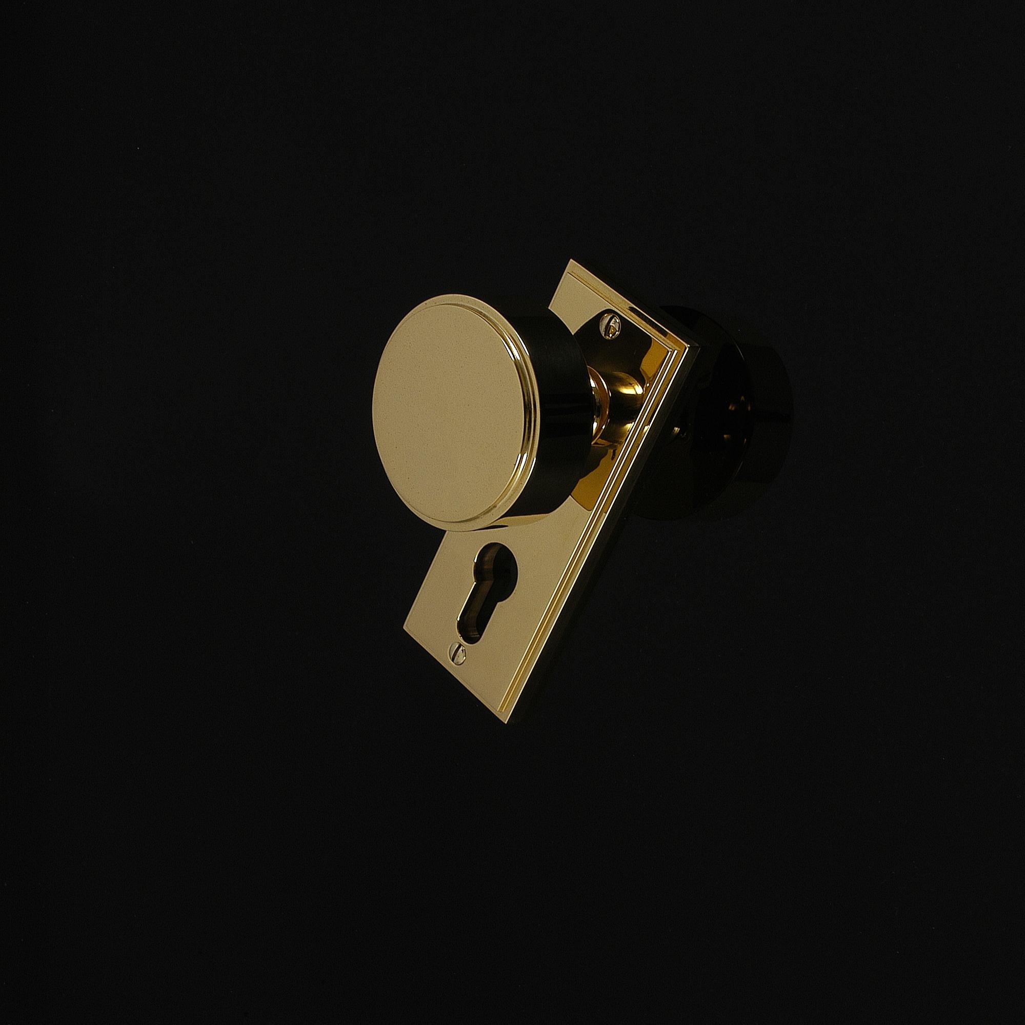 Compton Door Knob on Plate - Image 276