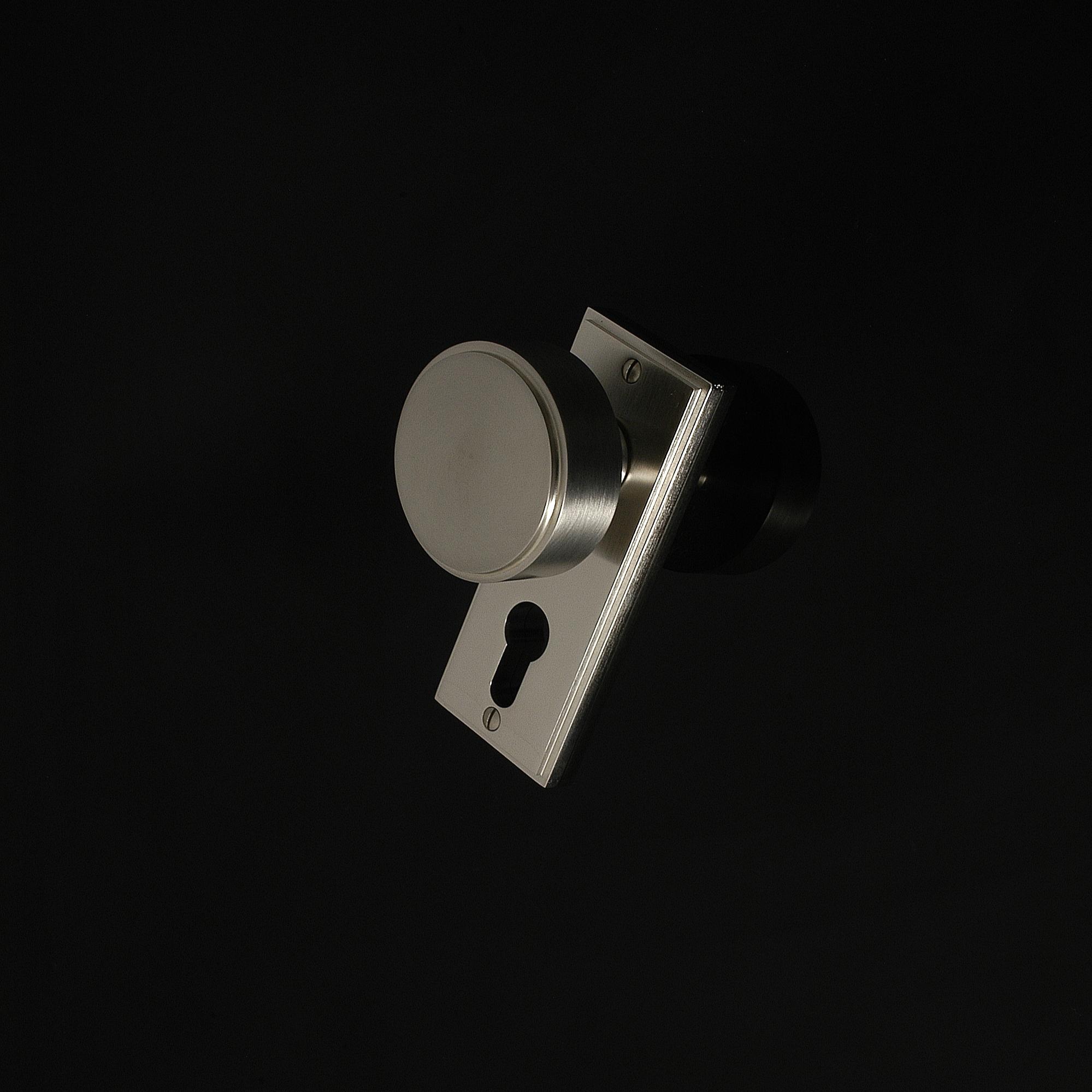 Compton Door Knob on Plate - Image 281