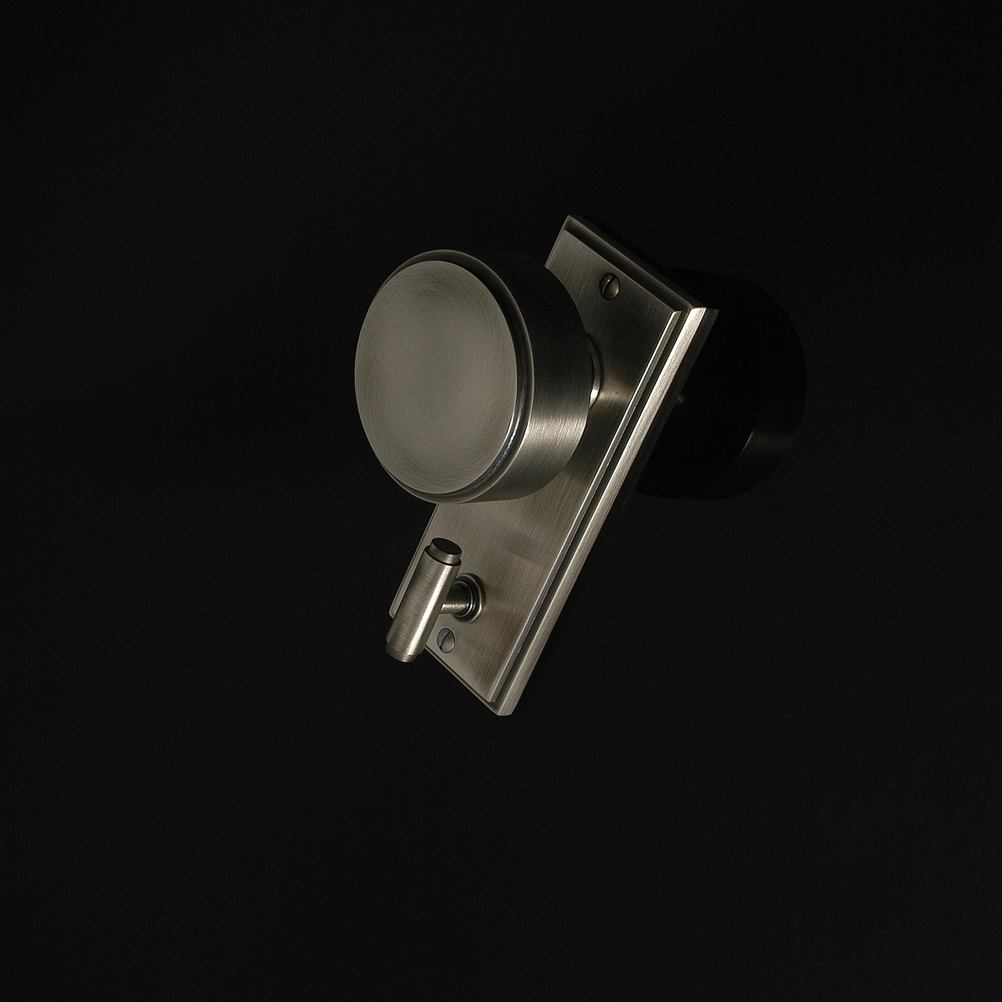 Compton Door Knob on Plate - Image 282