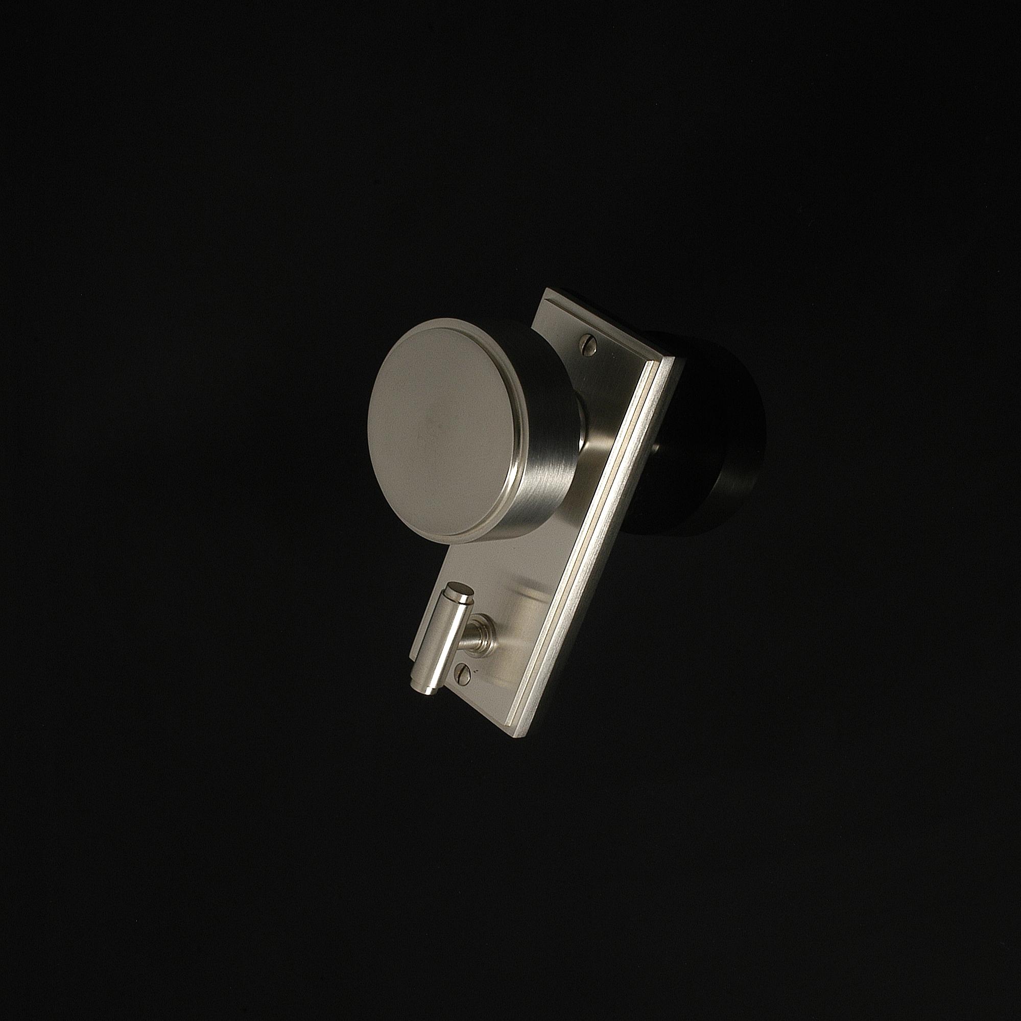 Compton Door Knob on Plate - Image 290