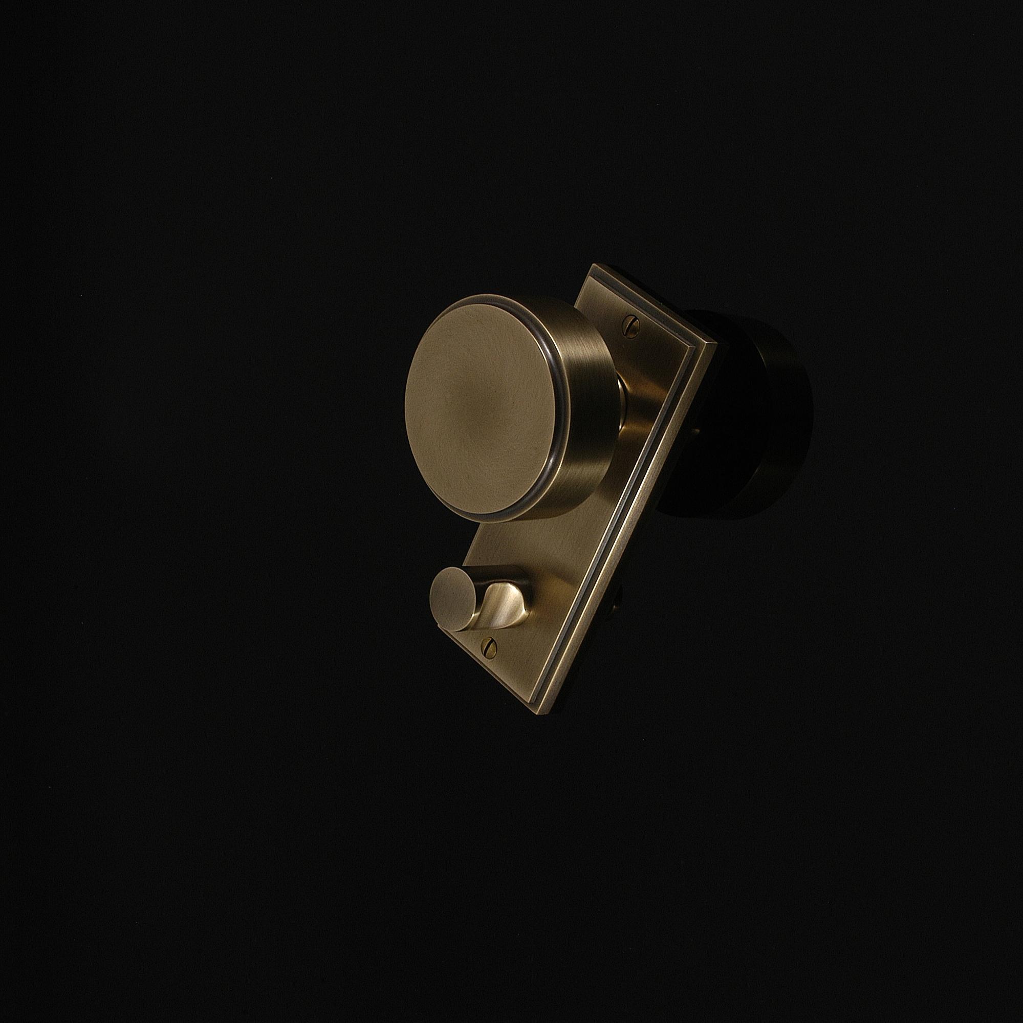 Compton Door Knob on Plate - Image 292
