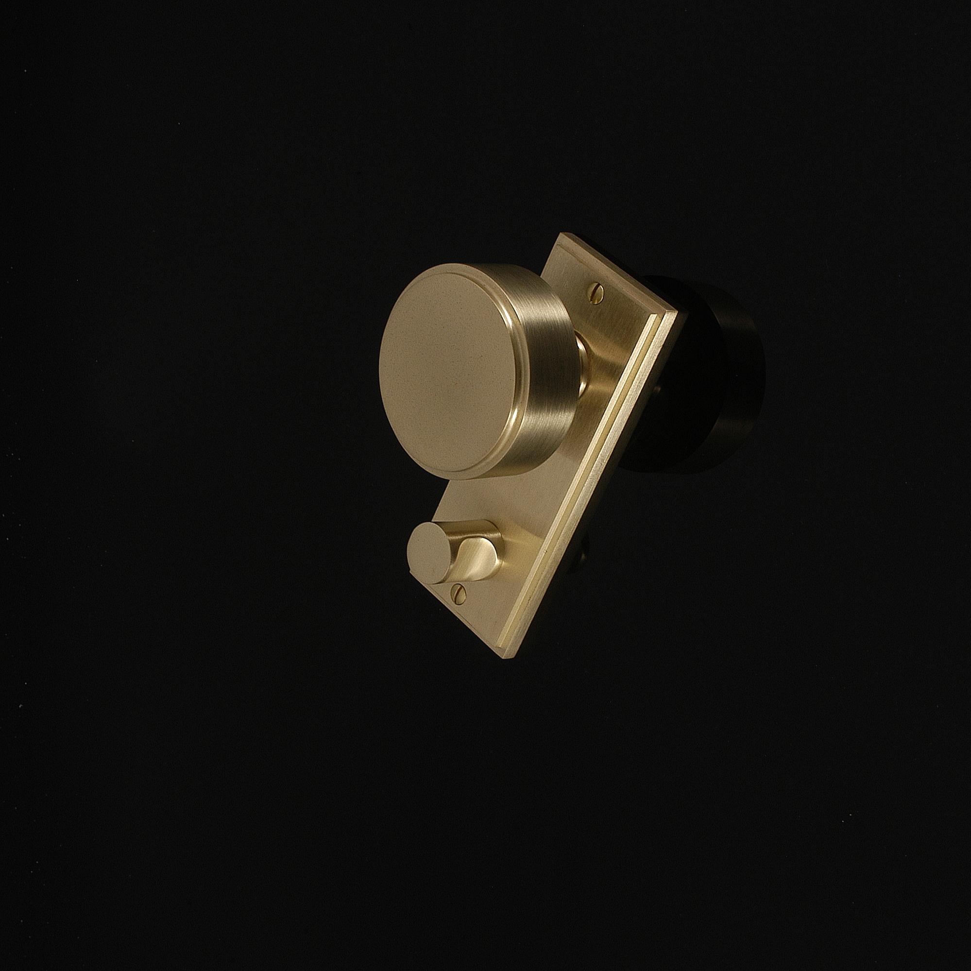 Compton Door Knob on Plate - Image 297