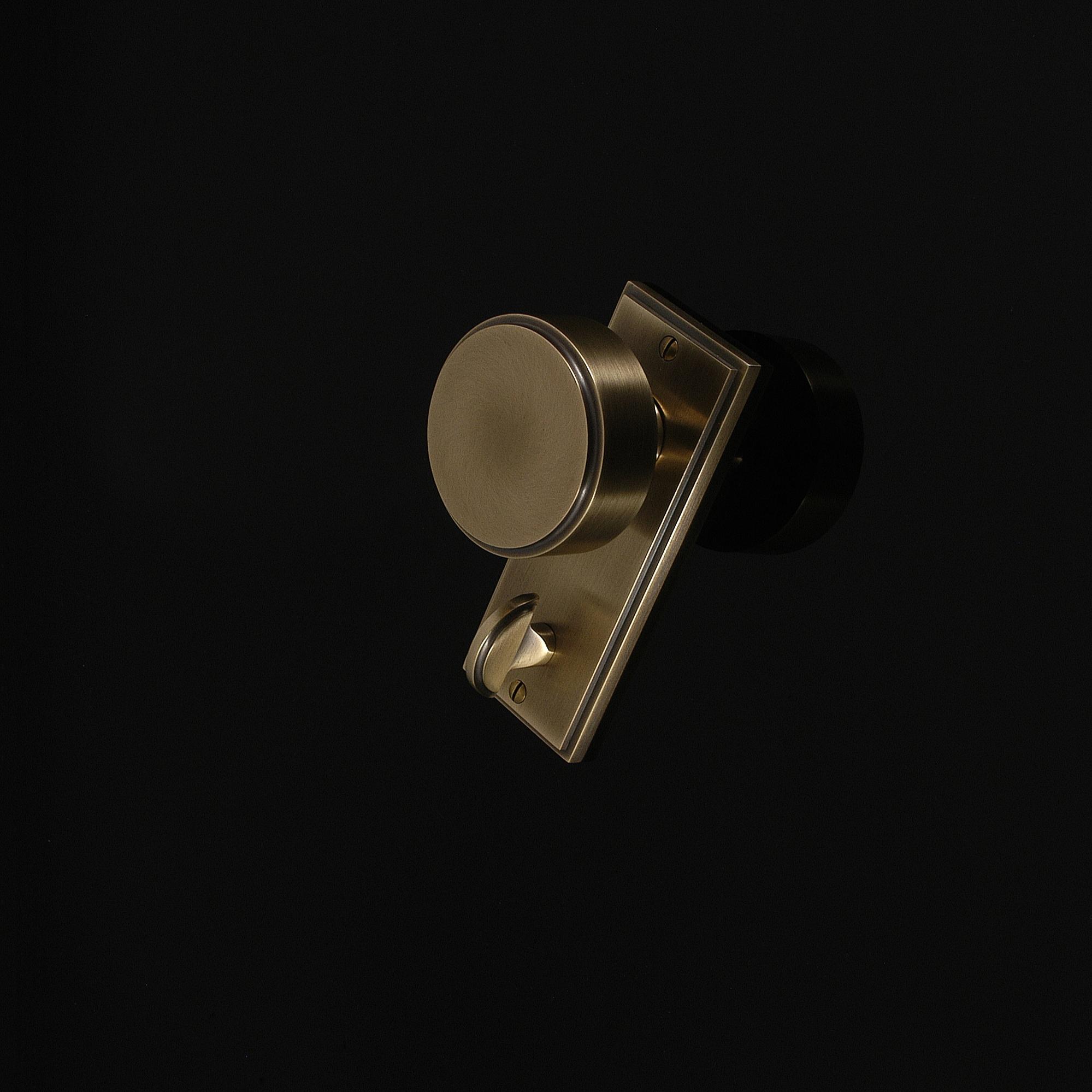 Compton Door Knob on Plate - Image 301
