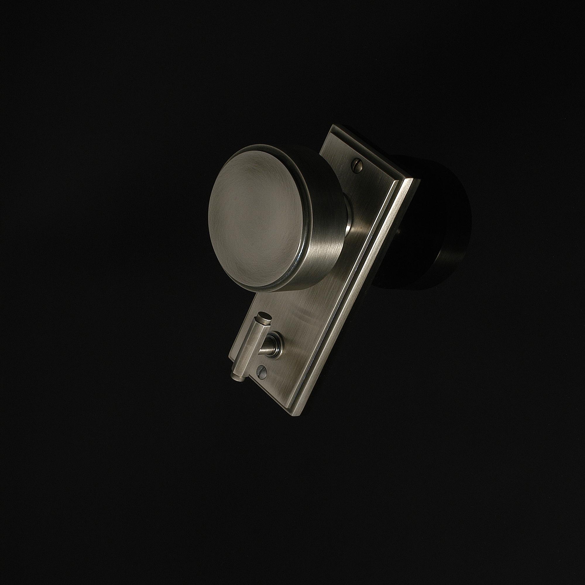 Compton Door Knob on Plate - Image 318