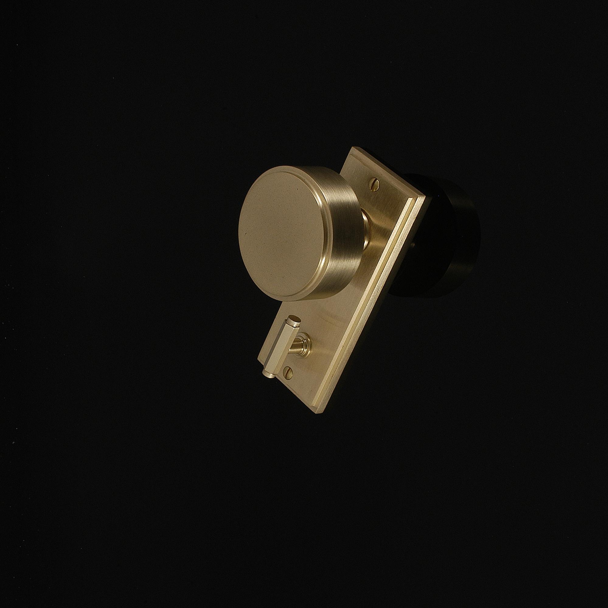 Compton Door Knob on Plate - Image 324