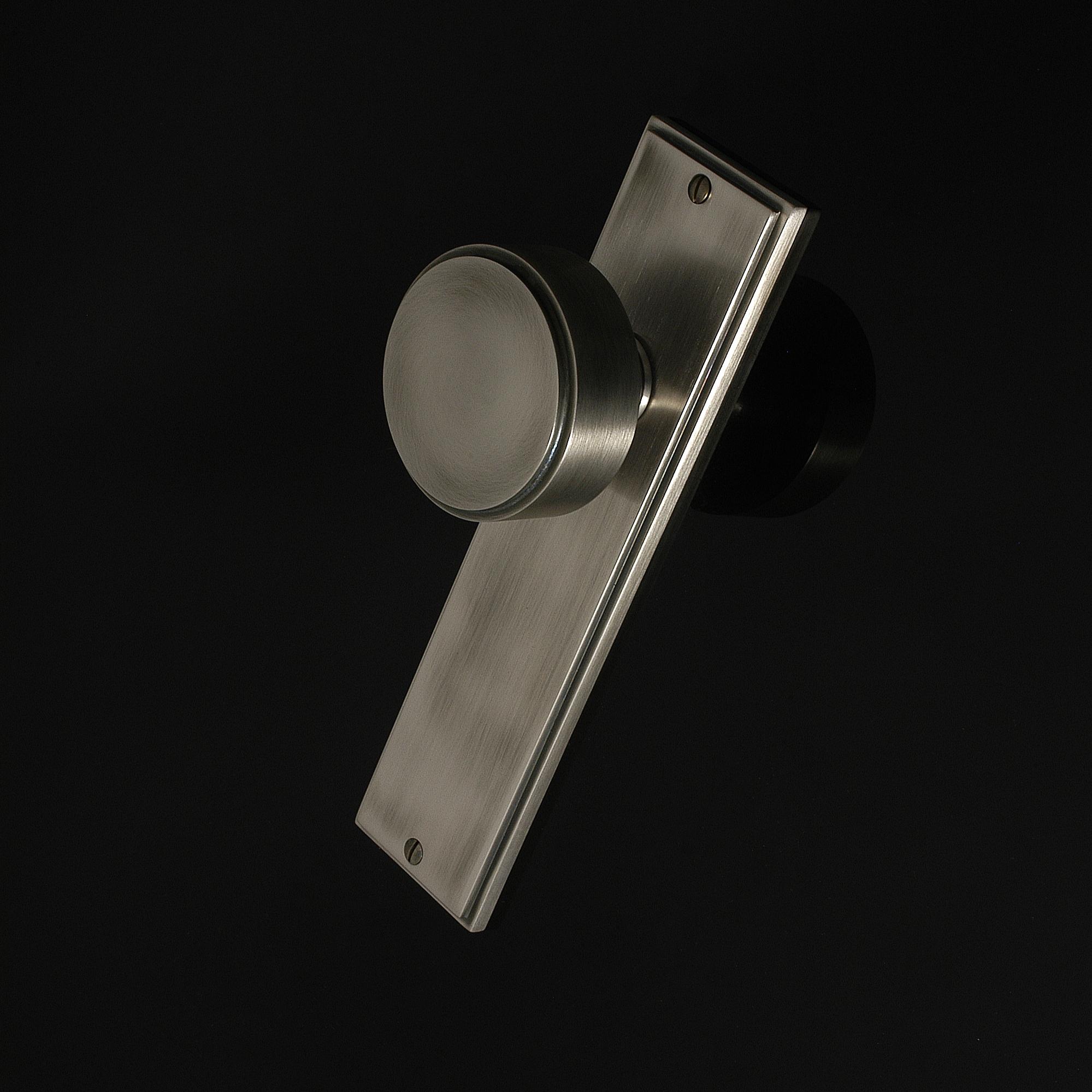 Compton Door Knob on Plate - Image 327