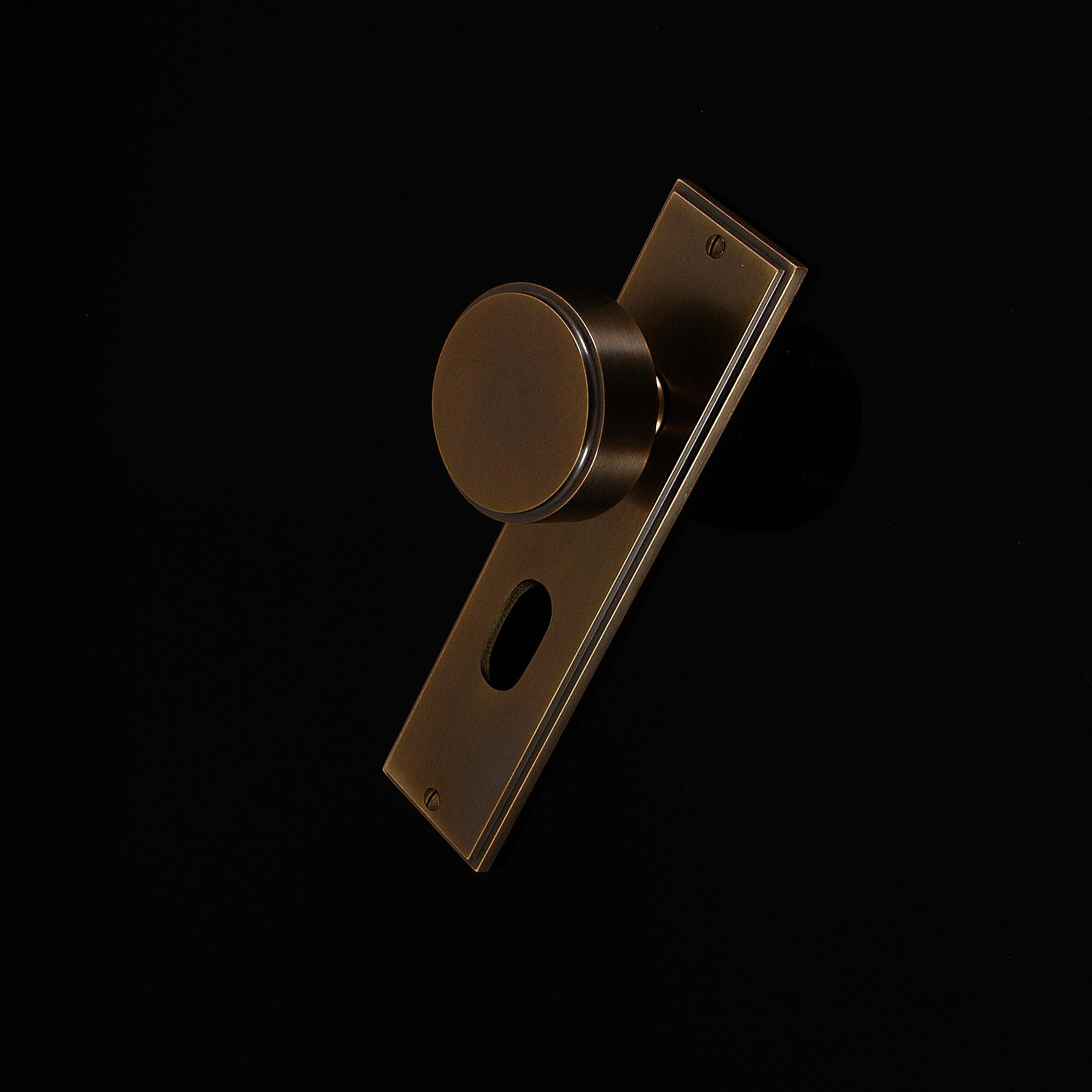 Compton Door Knob on Plate - Image 347