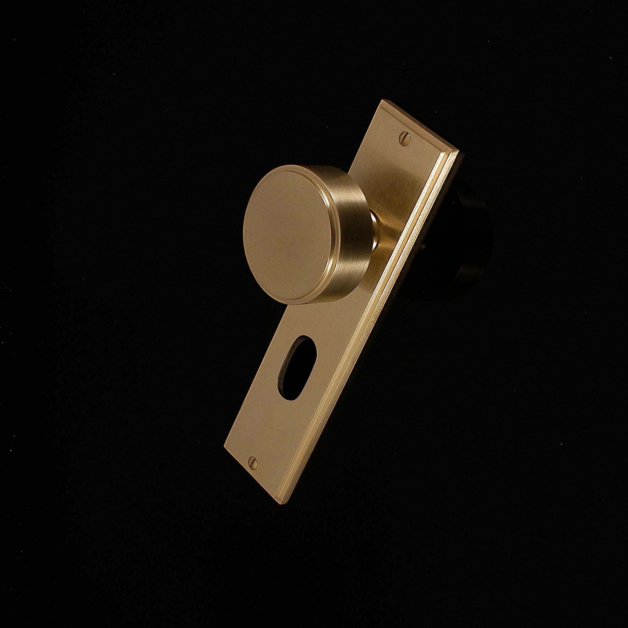Compton Door Knob on Plate - Image 351