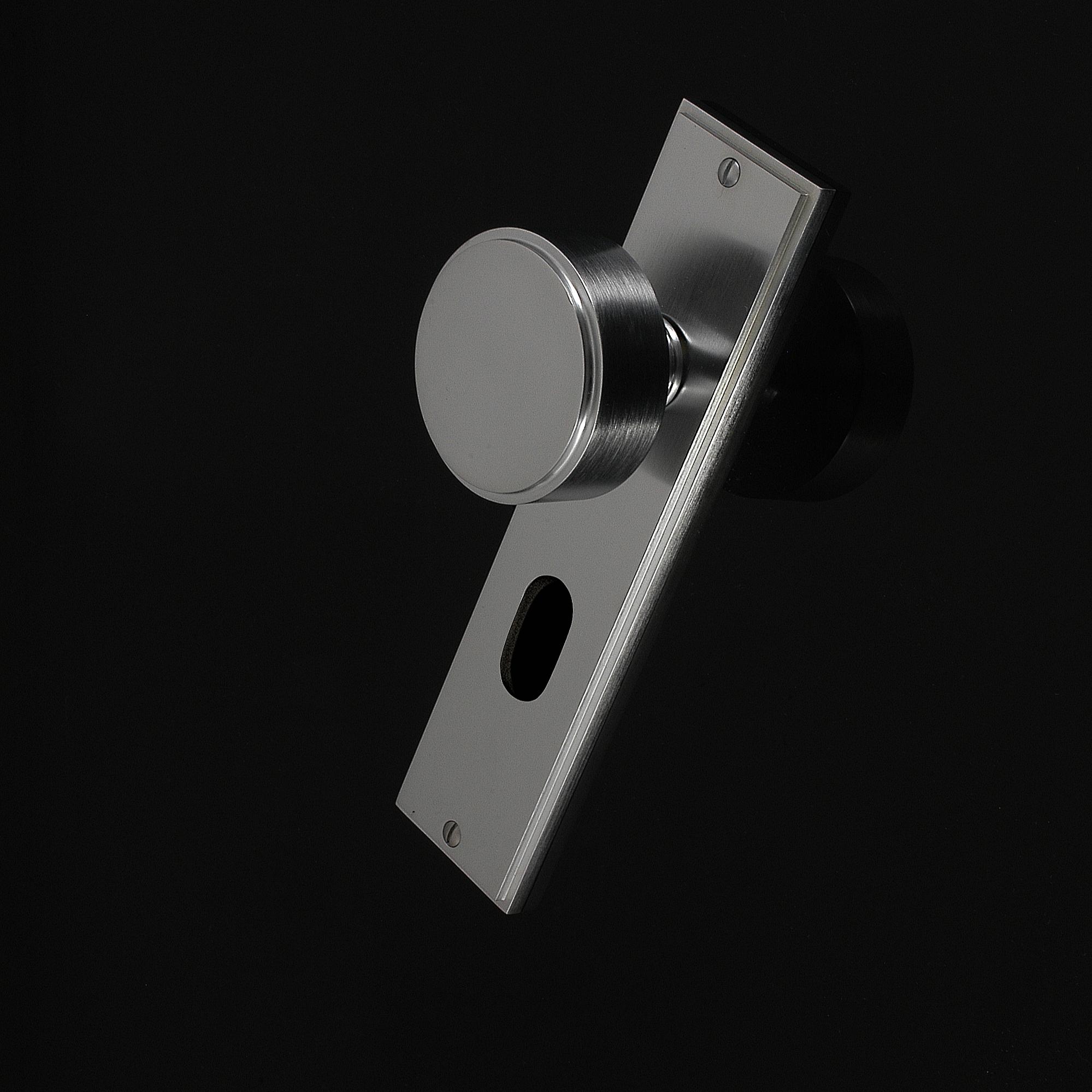 Compton Door Knob on Plate - Image 352