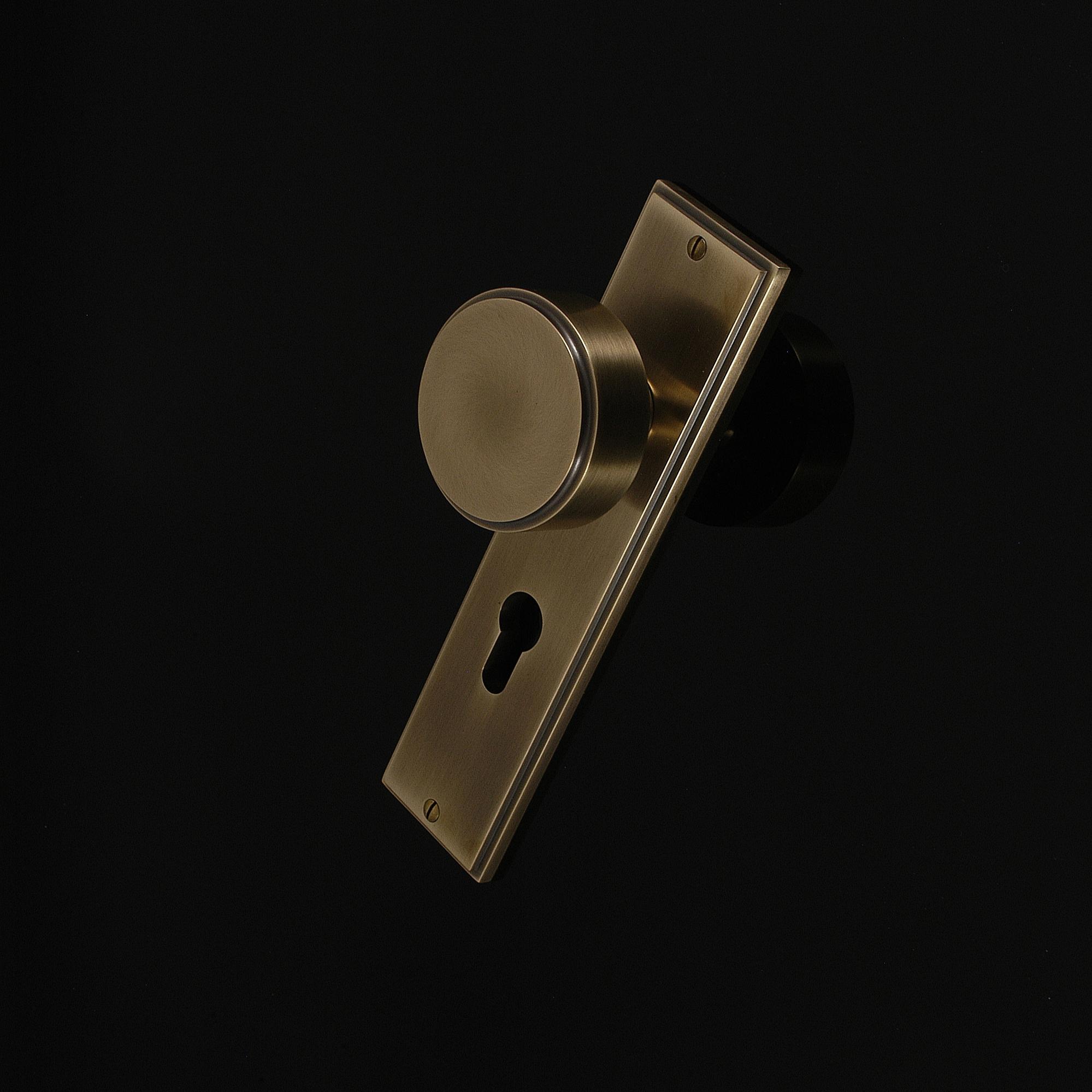 Compton Door Knob on Plate - Image 355
